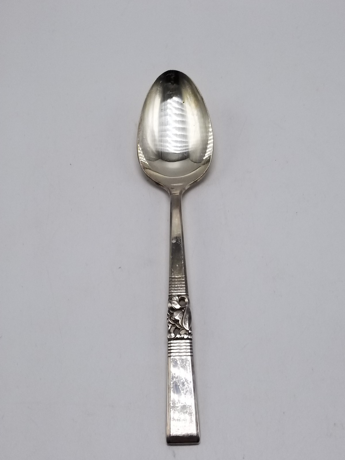 Oneida “Morning Star” 7 1/4 Inch – Silverplate Place/Oval Soup Spoon Community