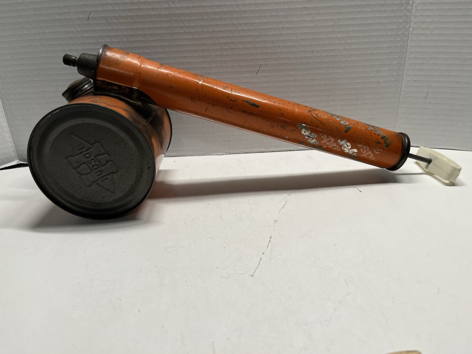 Vintage 1978 Hudson Orange Metal Hand Sprayer Untested Pre-Owned