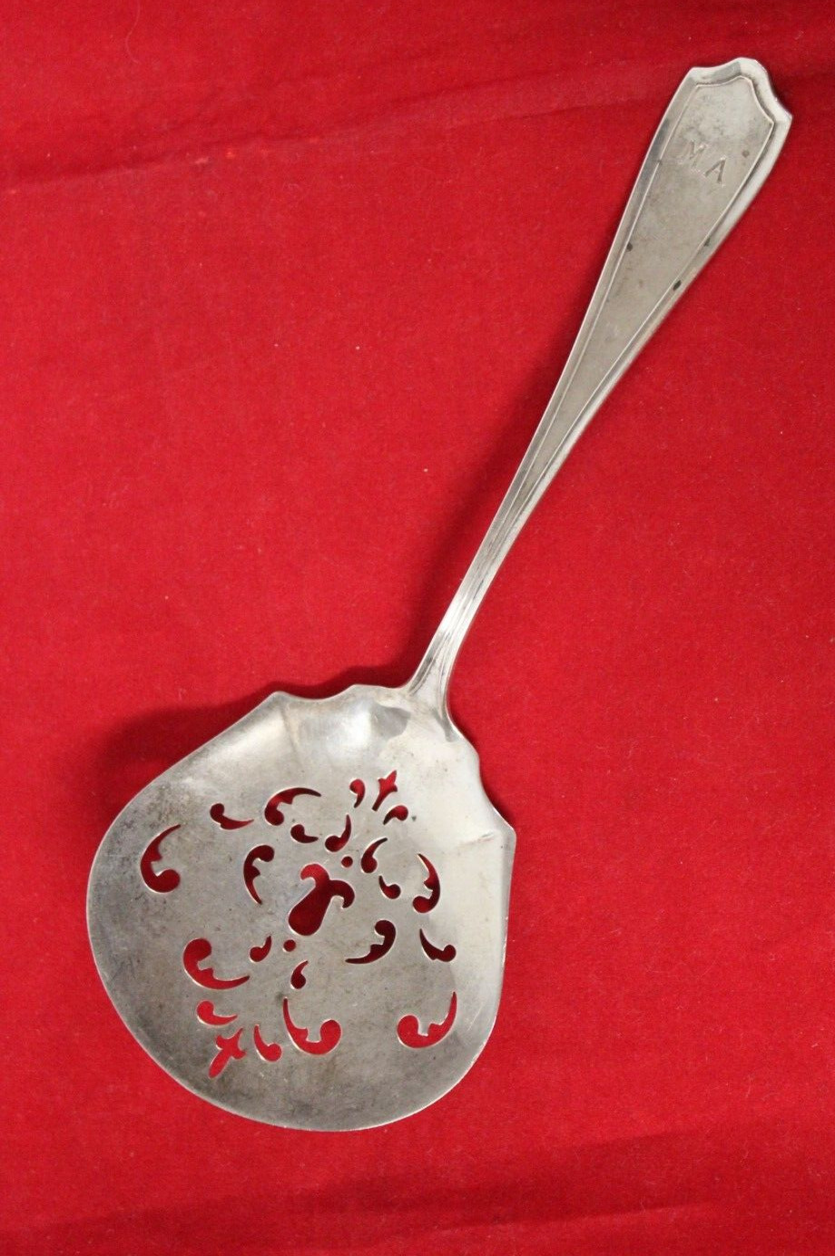 Alvin Maryland Sterling Tomato Server 7 5/8″ Monogram “M.A.” (1910) 46.5g