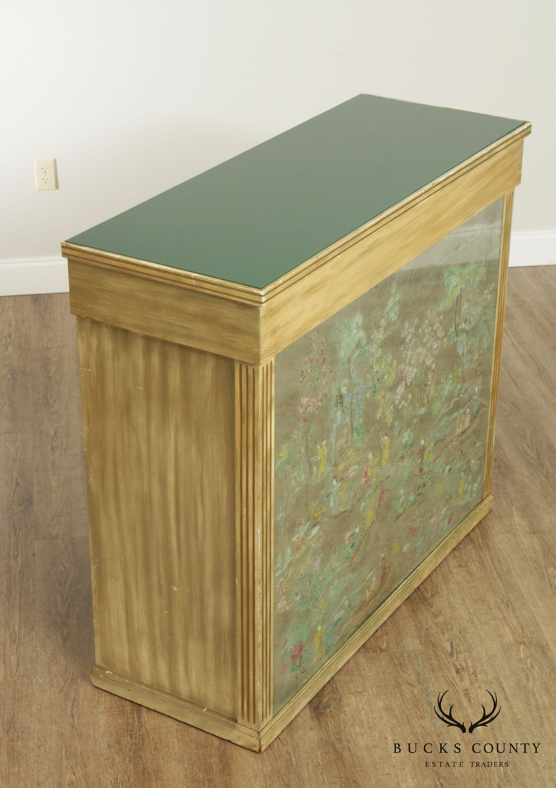 Hollywood Regency Vintage 1950’s Chinoiserie Verre Eglomise, Painted Bar
