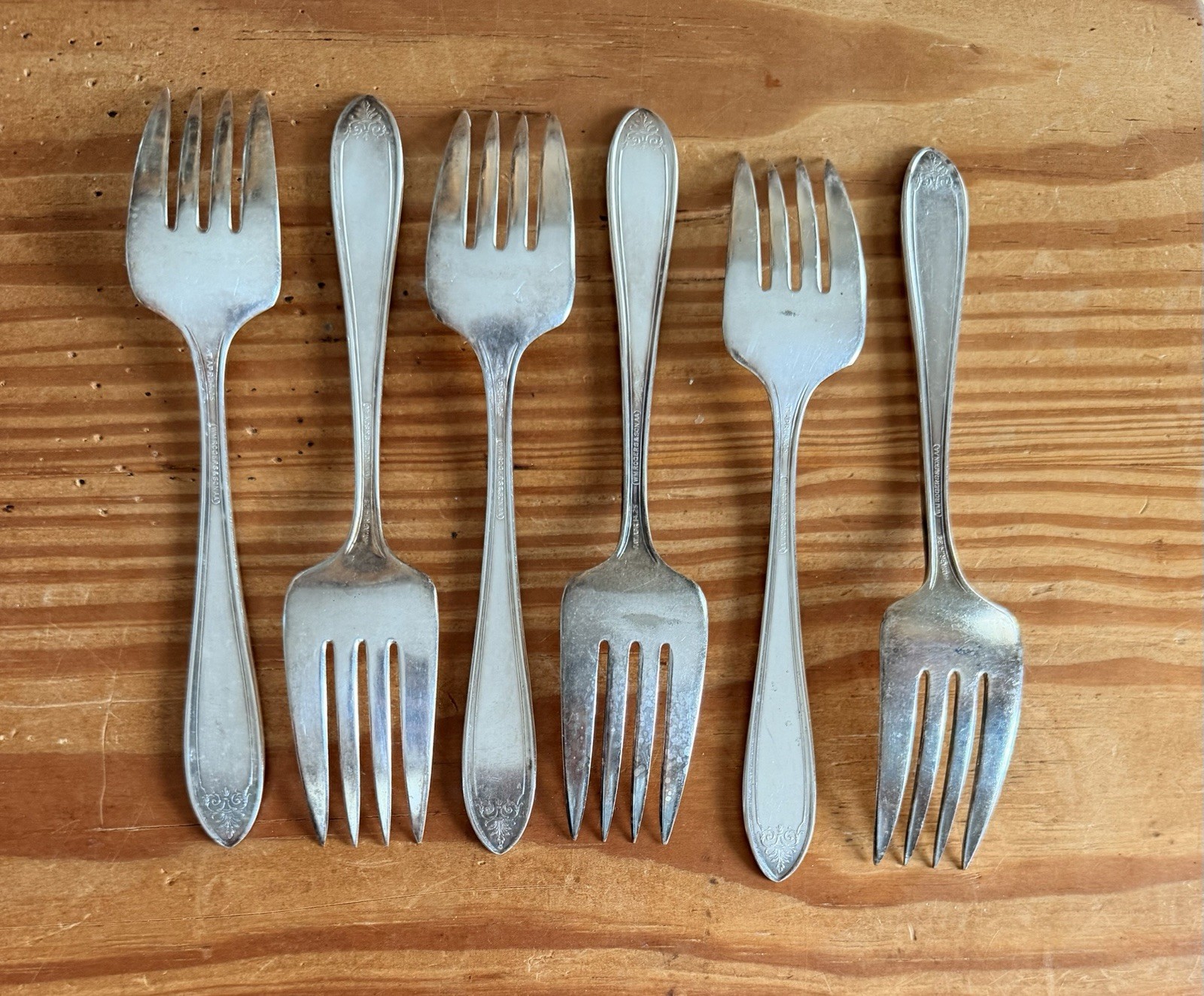 Engraved With “W” Triumph 1925 WM Rogers & Son Silver Plate Forks 6 Piece Set