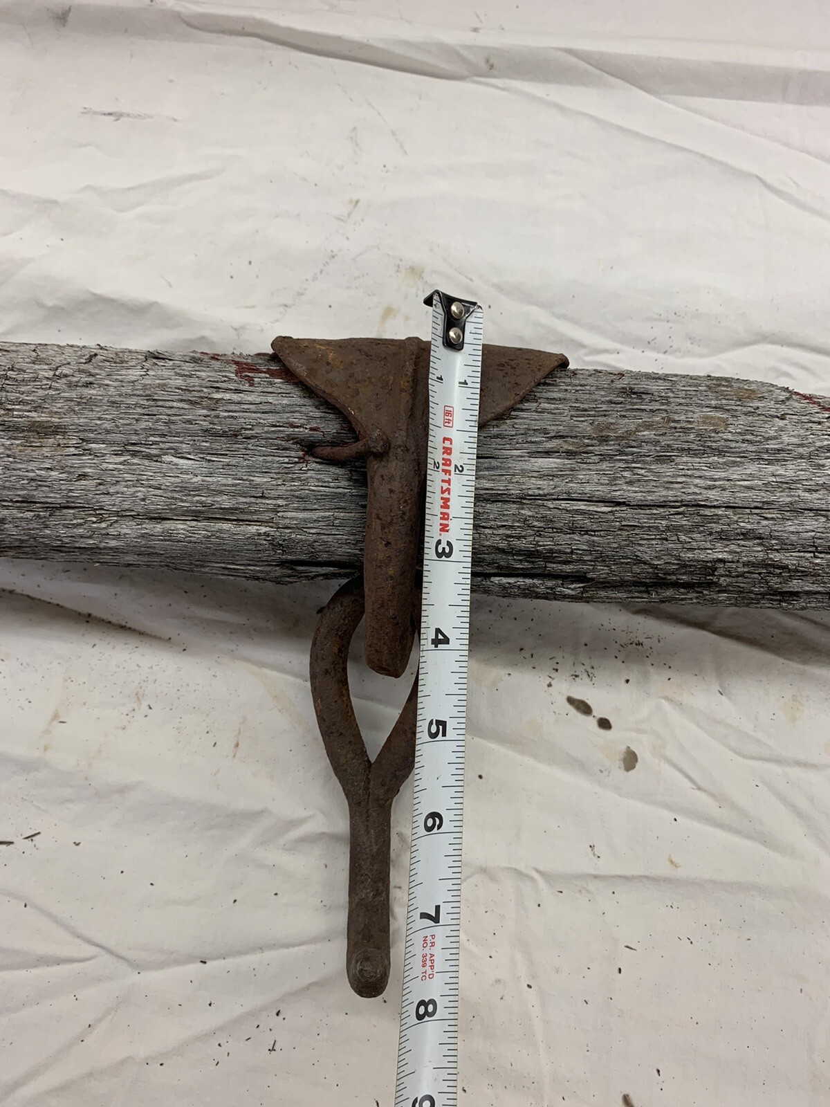 Antique Primitive Heavy 43” Wooden Single Tree Oxen Yoke Horse Metal Ring Hooks