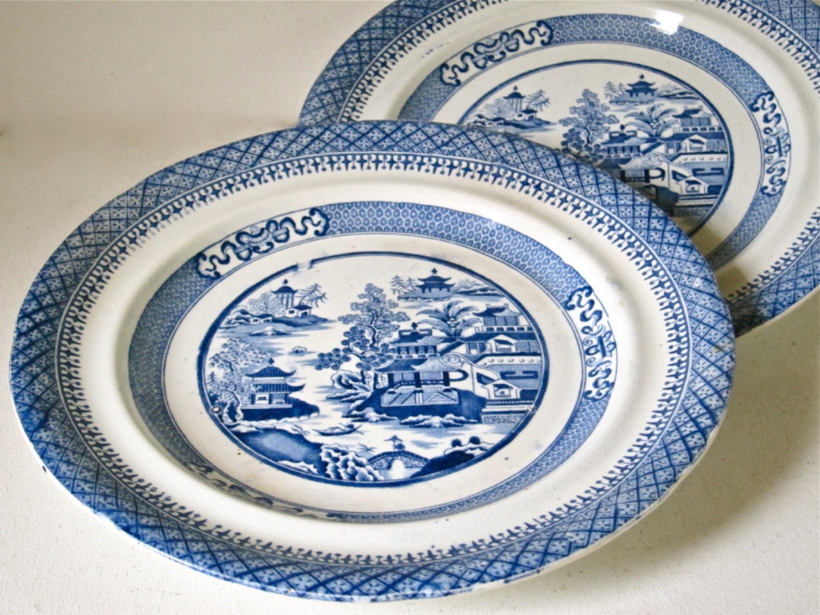 Pair (2) English Stone China Blue Pekin Nanking 10-1/4″ Dinner Plates c.1820