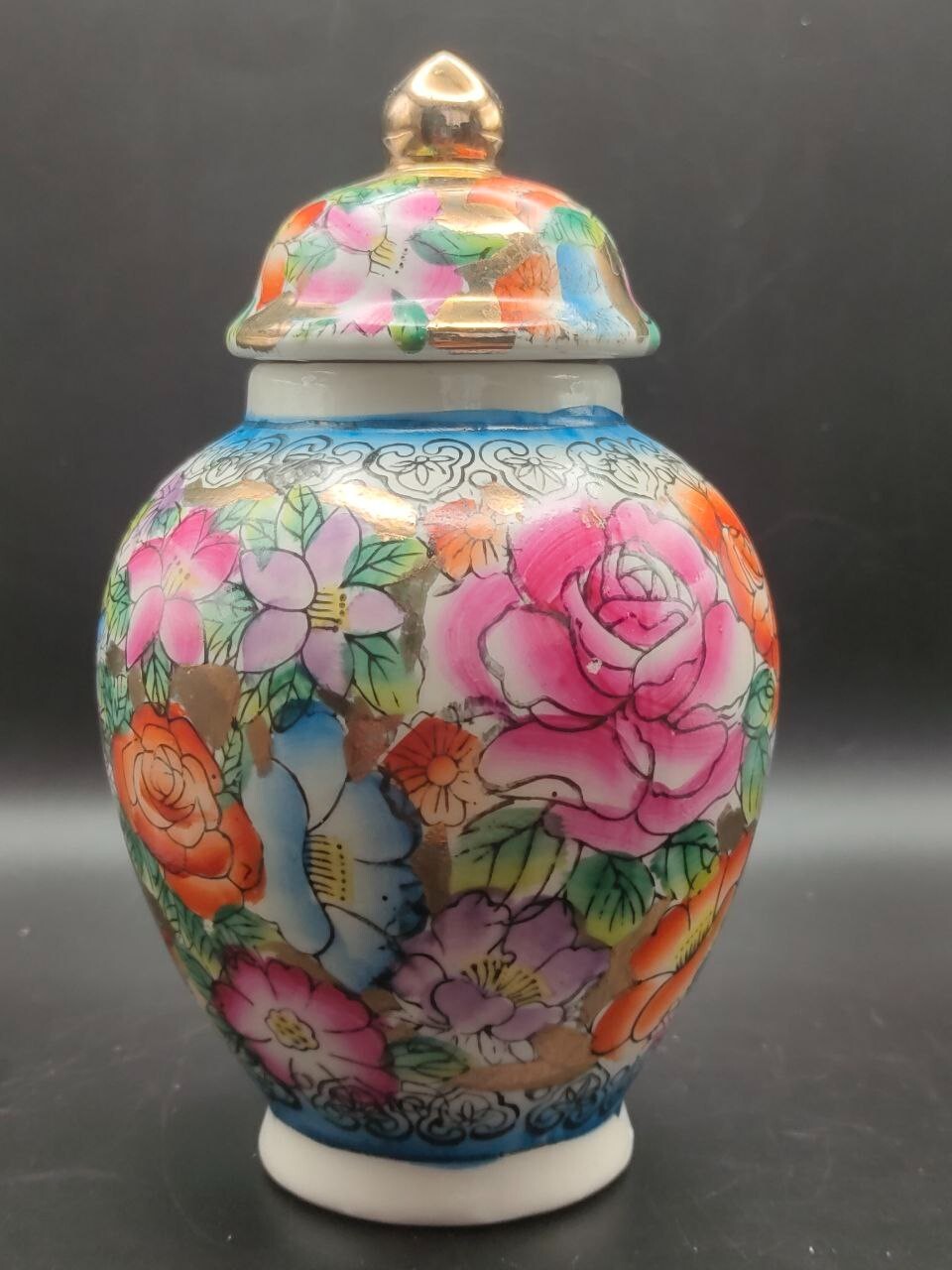 🌺 Chinese Hand-Painted Ginger Jar – 16 cm – Multicolour Floral Motif with Gilt