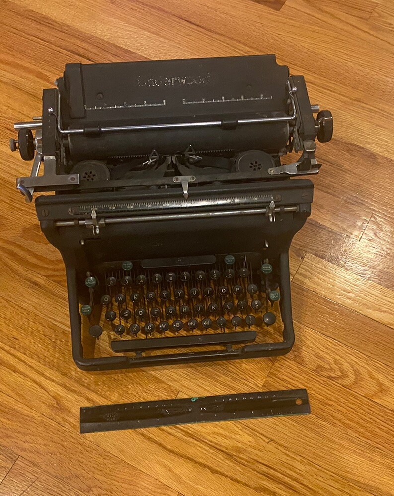 ANTIQUE VINTAGE LARGE UNDERWOOD TYPEWRITER – MODEL NUMBER UNKNOWN