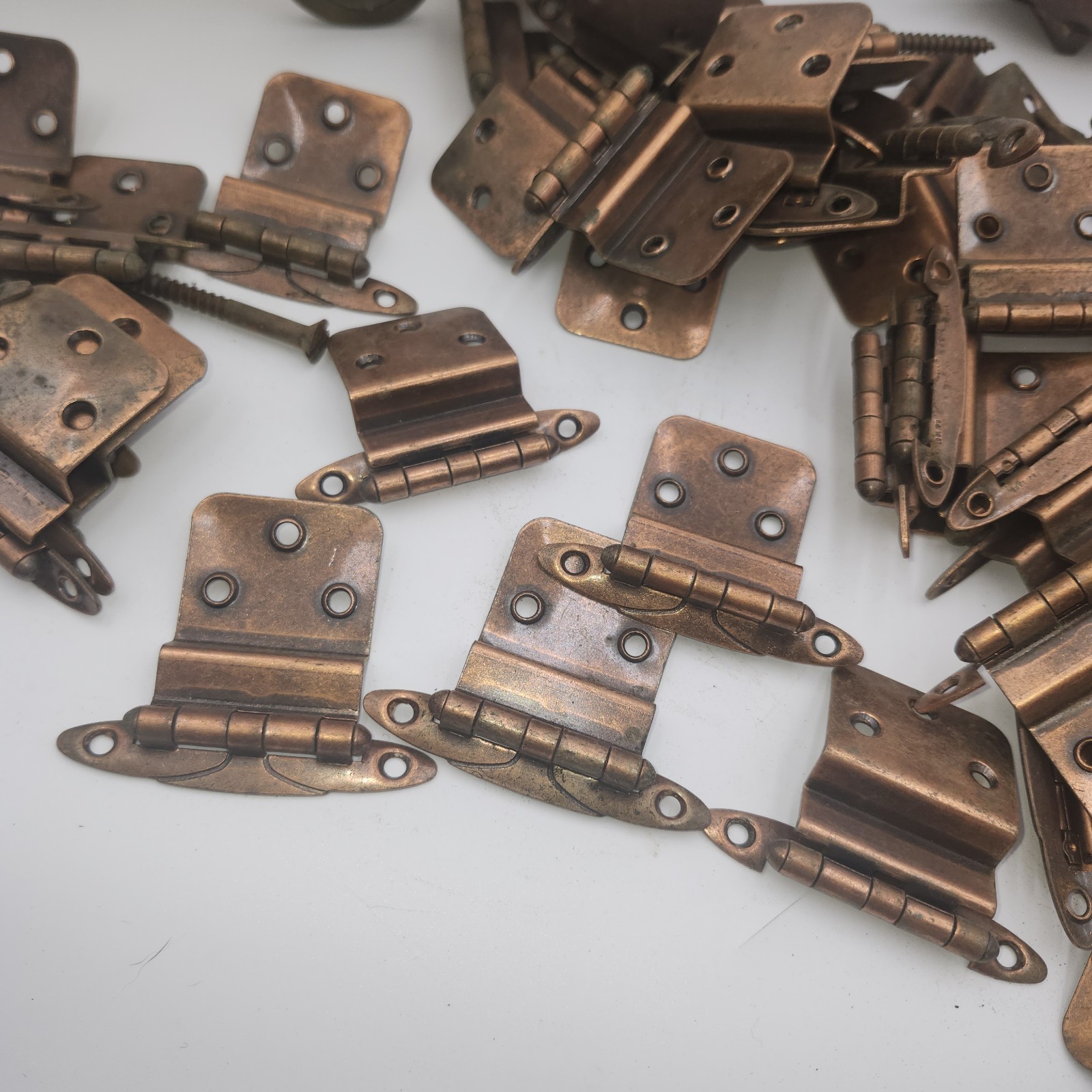 lot of 20 AJAX BURNISHED ANTIQUE COPPER CABINET DOOR HINGE SELF CLOSE 2 3/4″