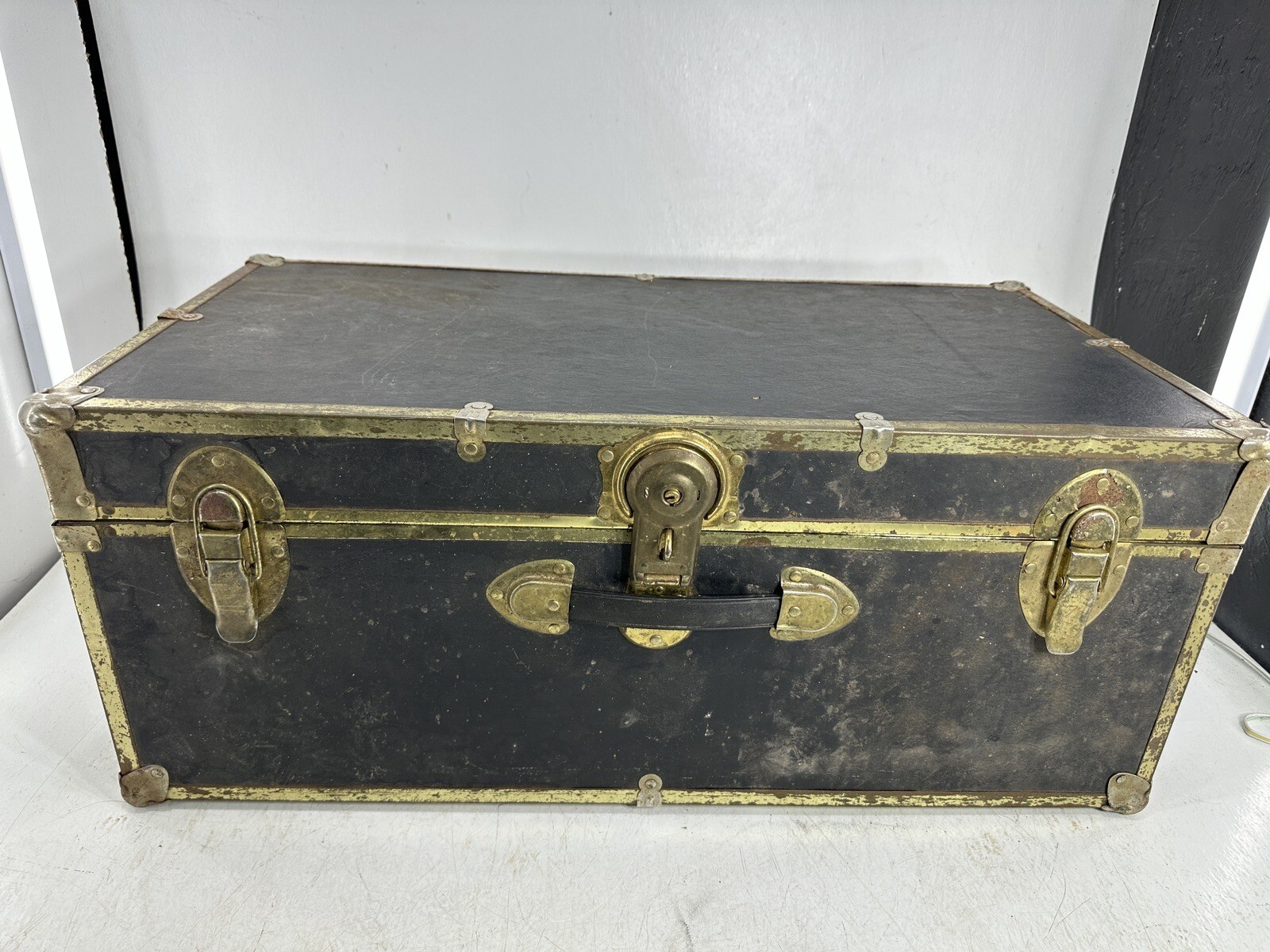 Vtg Classic Footlocker Trunk No Key Rectangle Shape Black W/ Brass Colored Edges