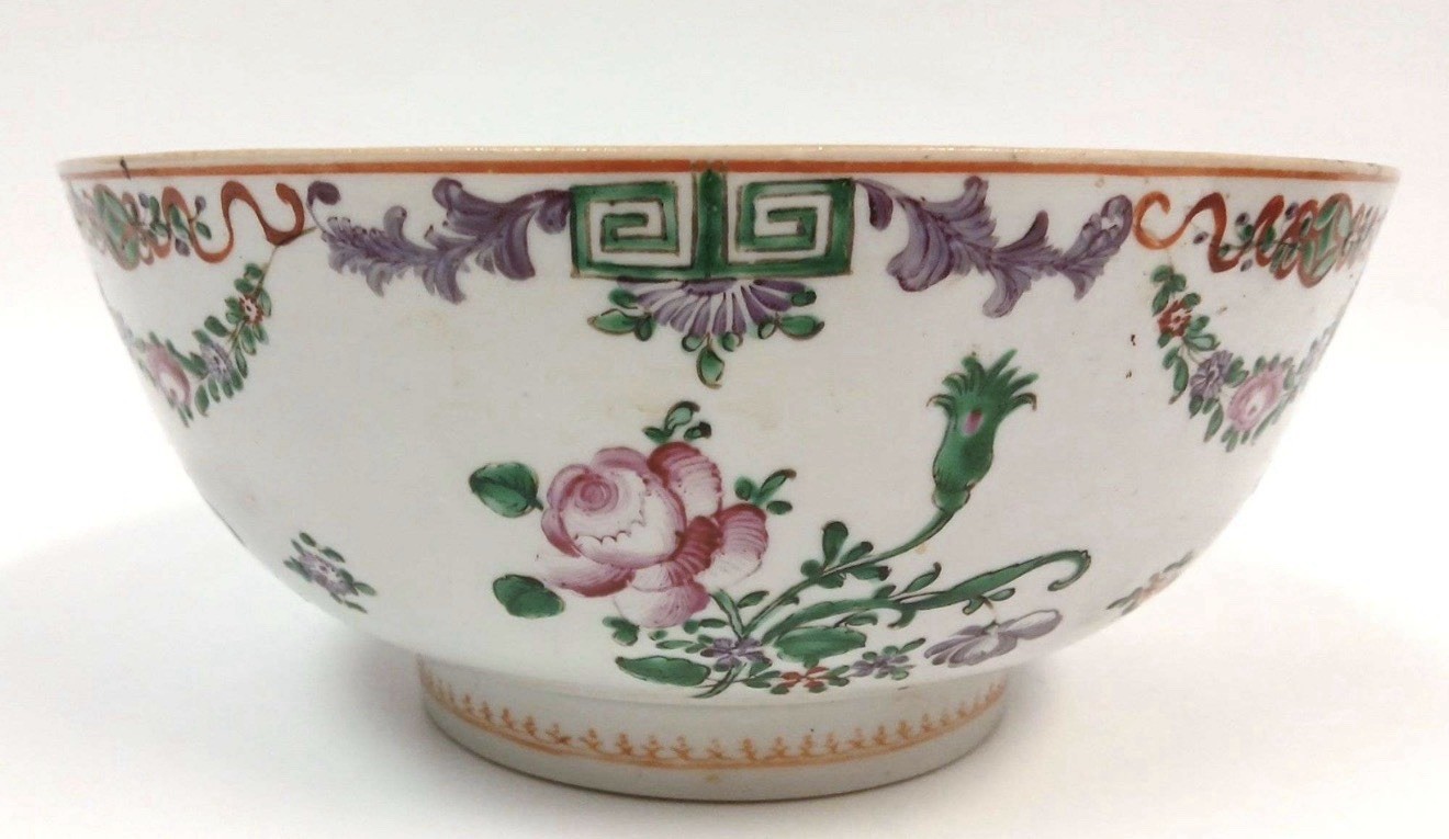 18th Century Chinese Export Porcelain Punch Bowl 9″
