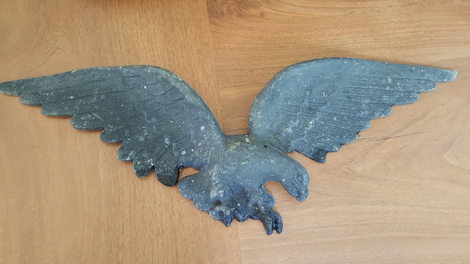 Antique Cast Iron Bold Eagle 7032 Wall Emblem Sculpture Plaque 29 inch