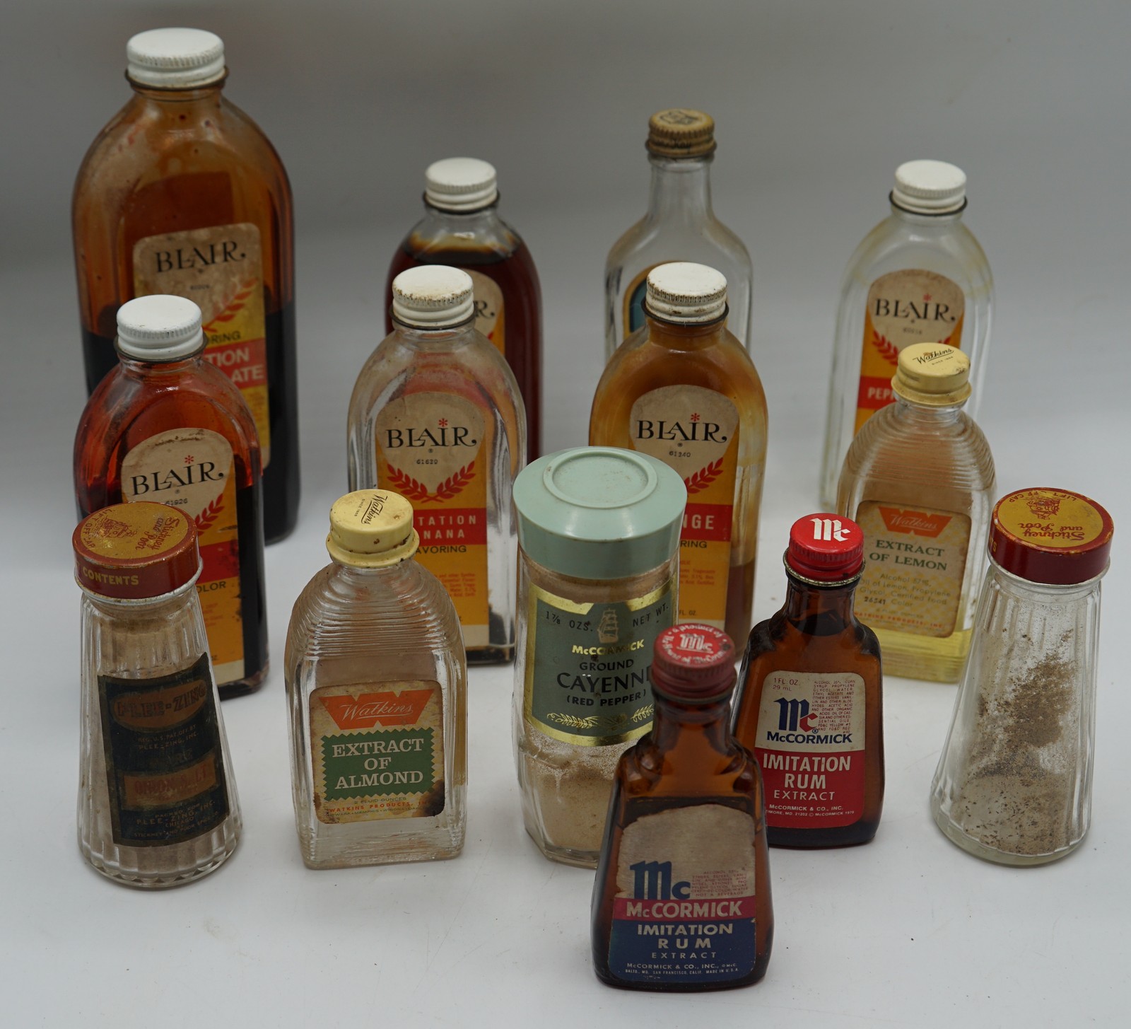 Vintage Extract Flavoring Spice Bottles Lot Blair Watkins McCormick 15 Pc Set
