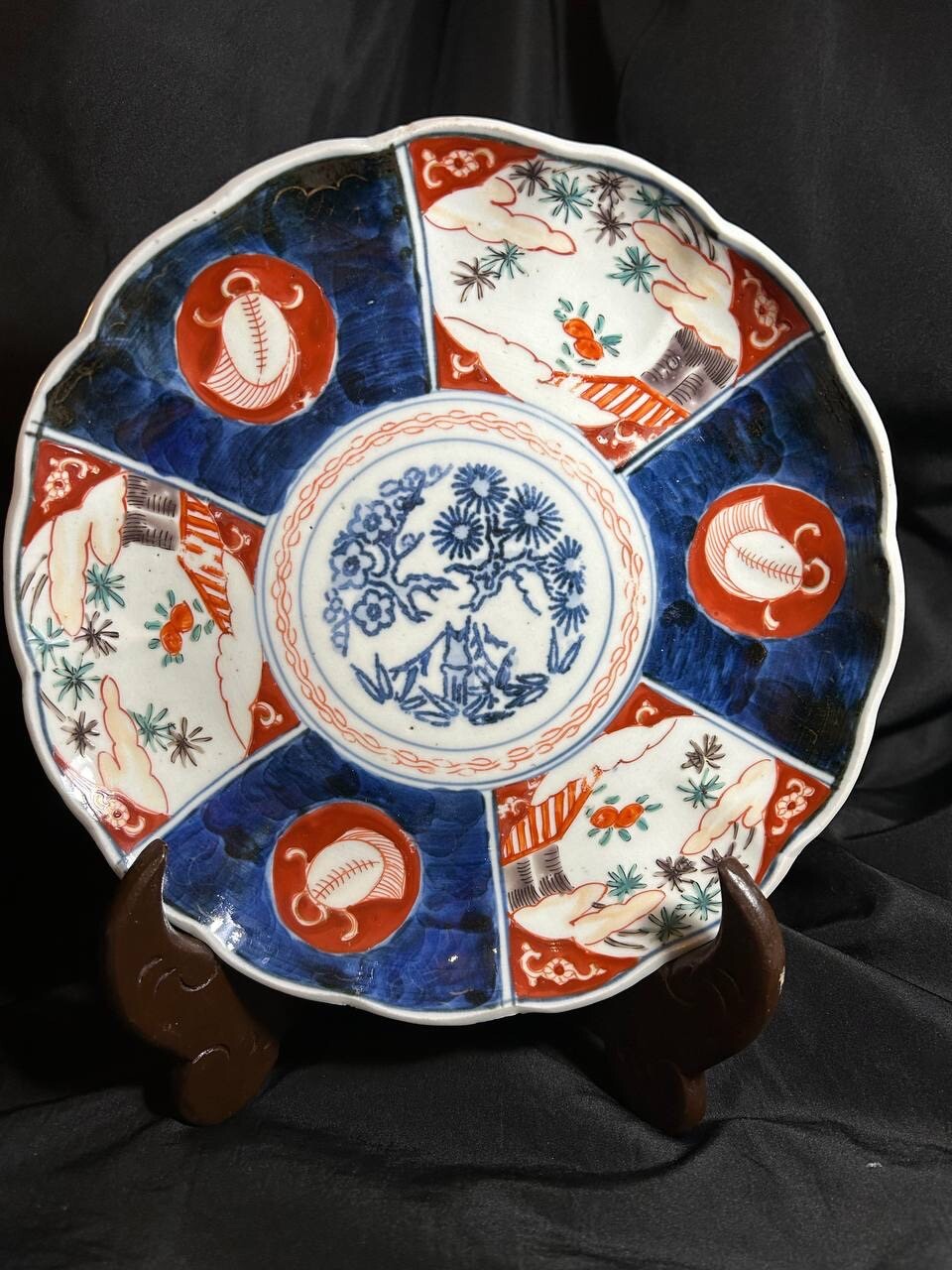 Antique Japanese Imari Meiji Period Plate Hand painted 19th Century 8.75” 22.5cm