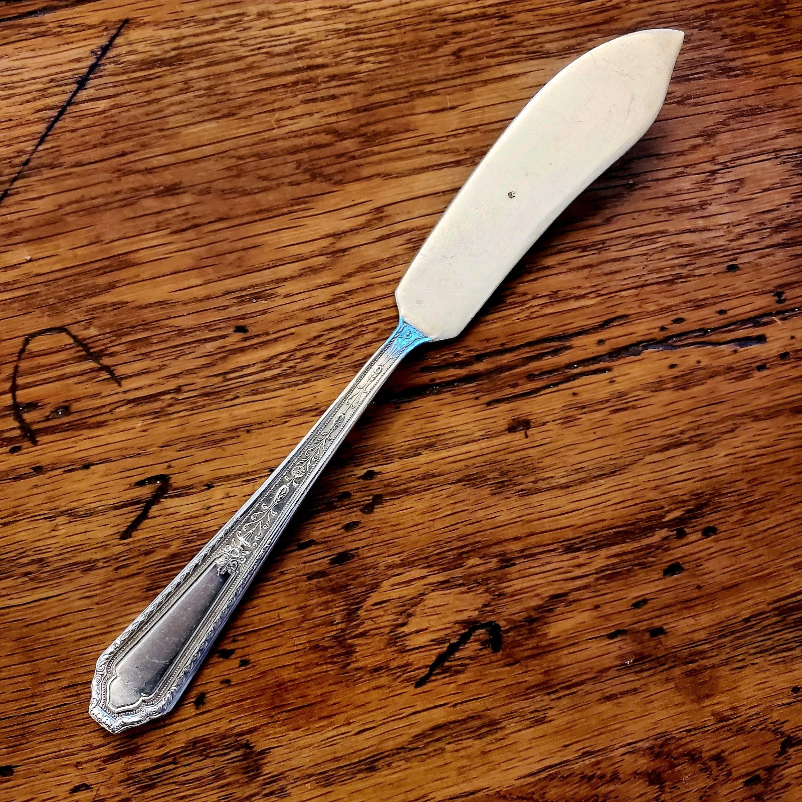 Wm Rogers Mfg Co CHALFONTE BUTTER KNIFE 7″ PAT PEND Antique 1926 Art Deco