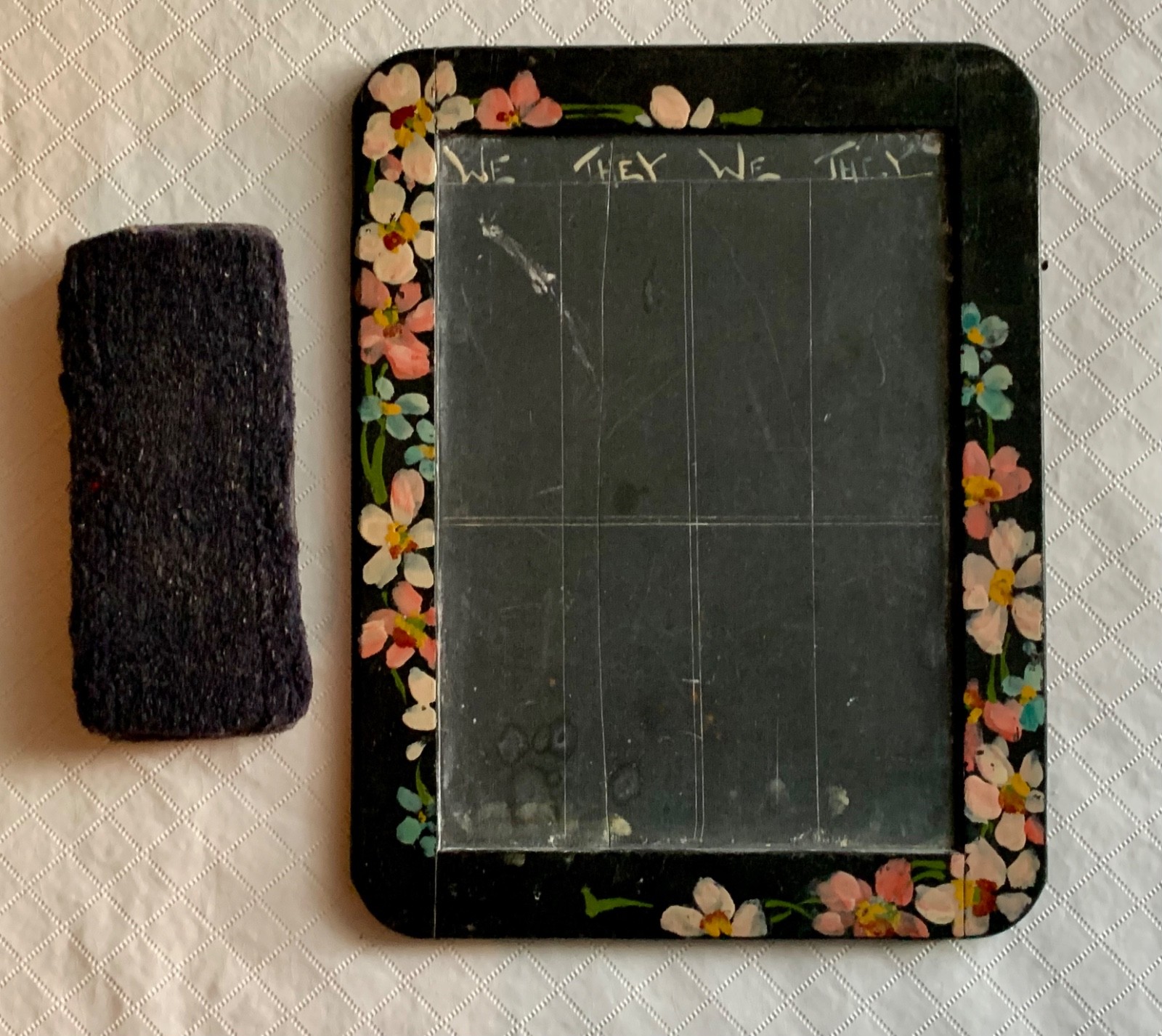 VINTAGE ANTIQUE SCHOOL HOUSE DOUBLE SIDED SLATE CHALK BOARD handpainted + eraser