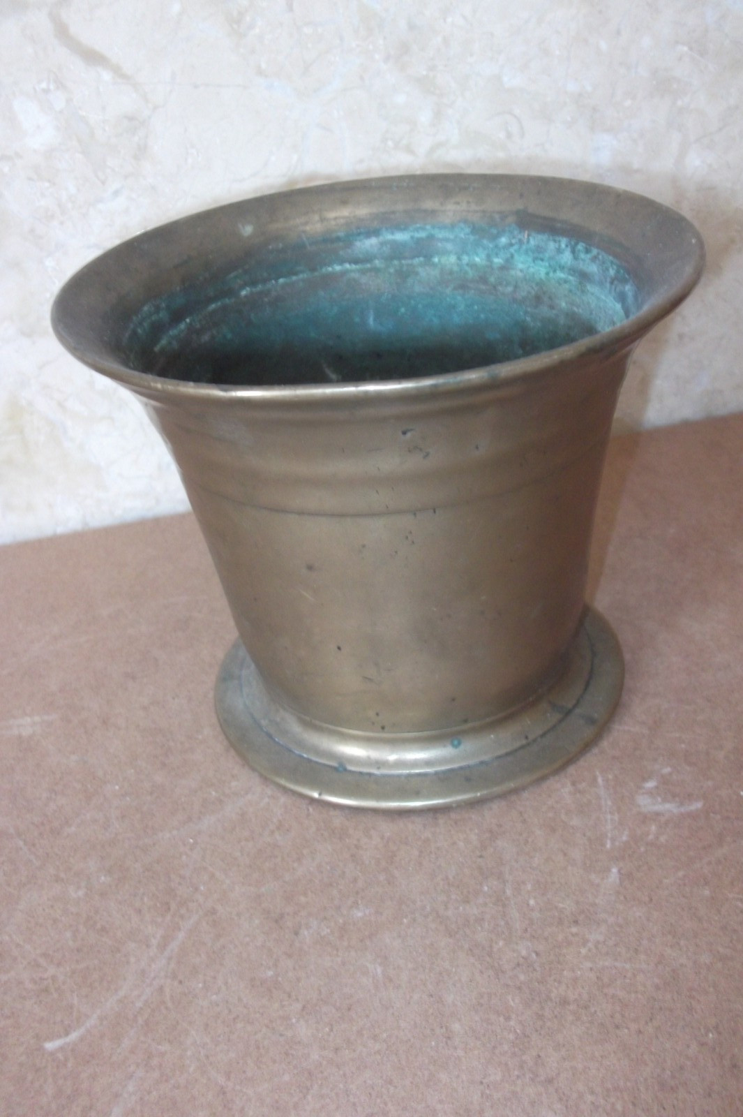 ANTIQUE BRASS/BRONZE 10.5 CM HIGH BY 12.3CM WIDE GRINDING MORTAR WEIGH 1.10 KILO