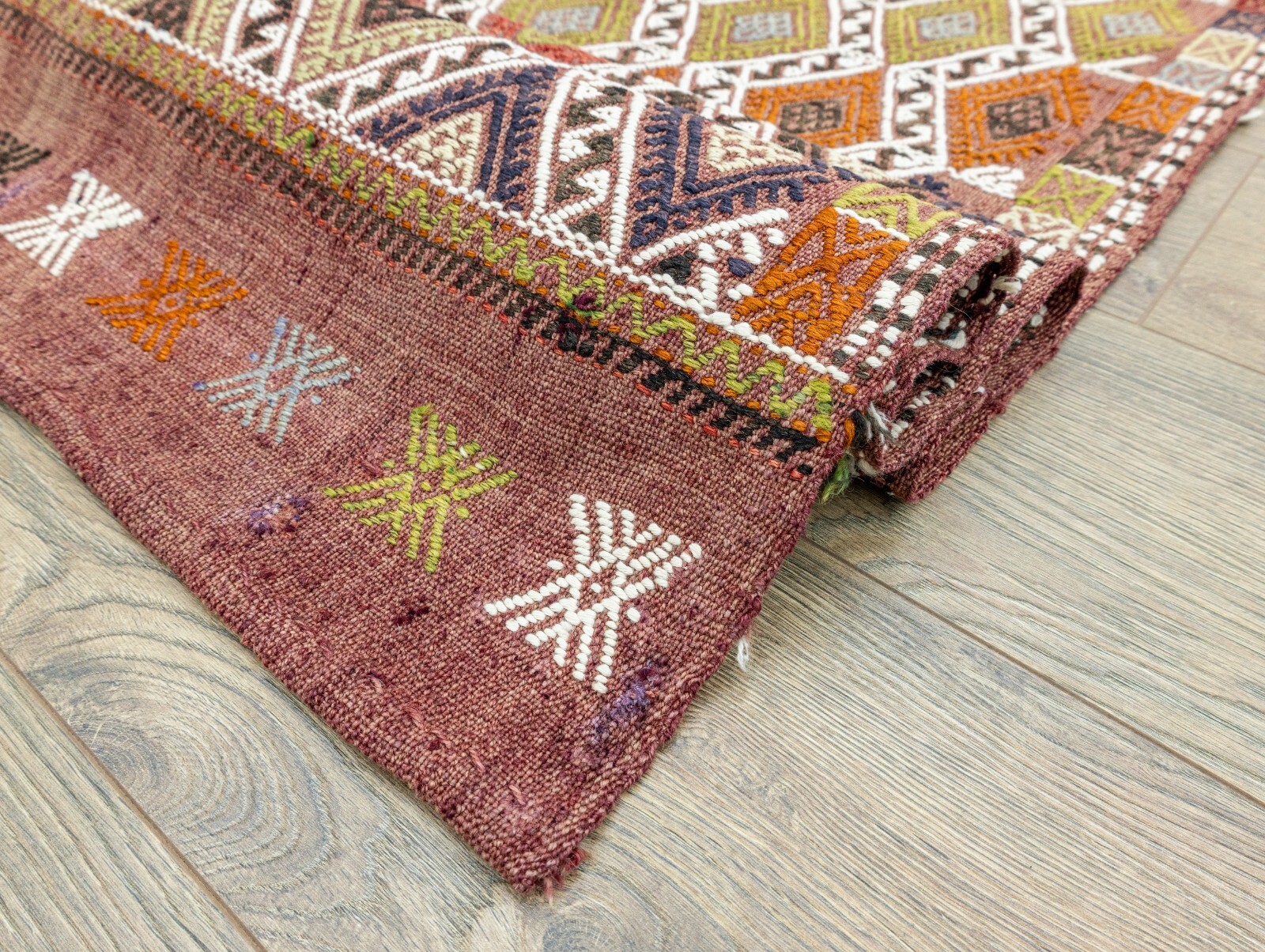 Vintage Turkish Kilim Area Rug Wool Diamond Pattern Soft Boho Decor – 4’9×7’9 ft