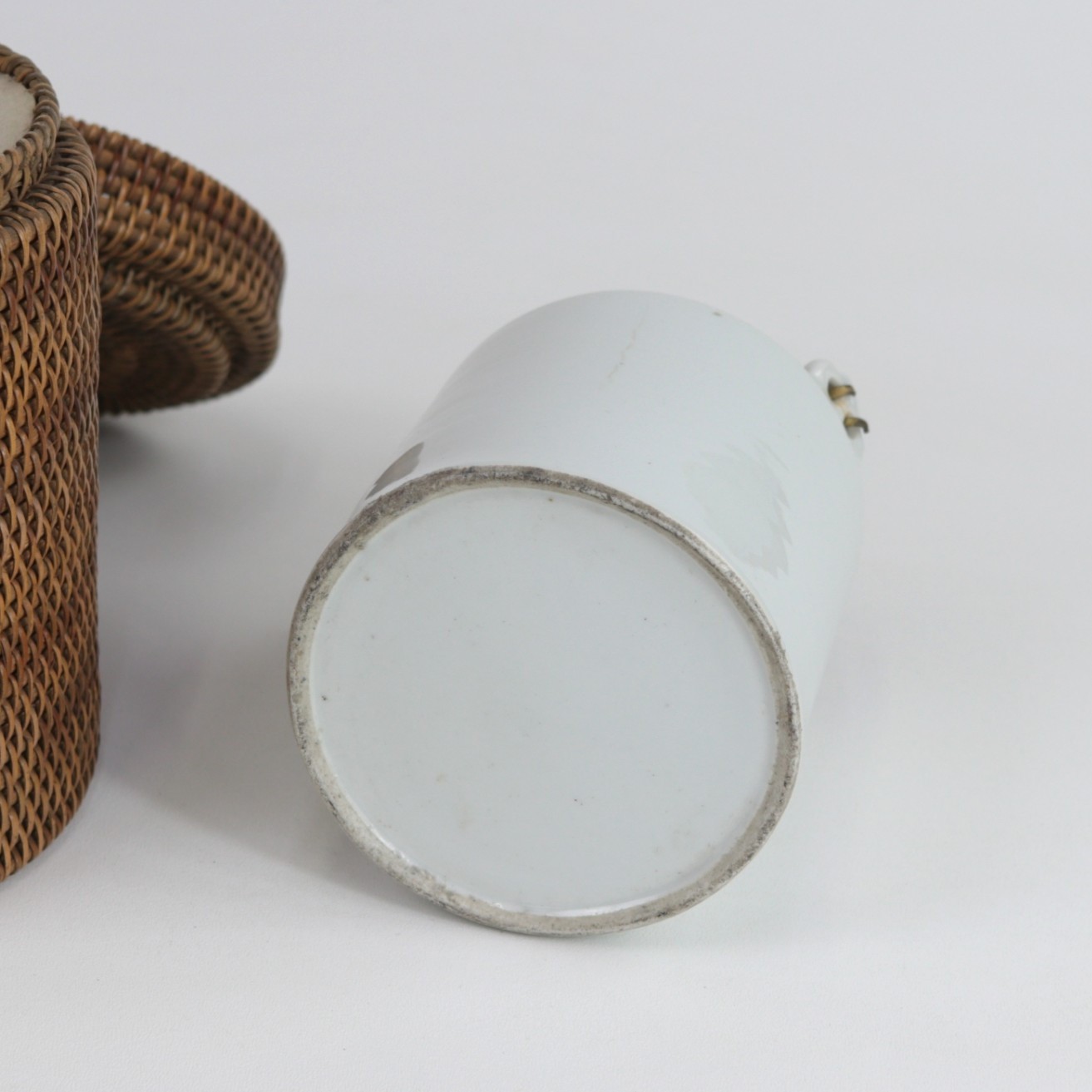 VTG Chinese Teapot & Woven Caddy w/ Spout Hole, Read Description