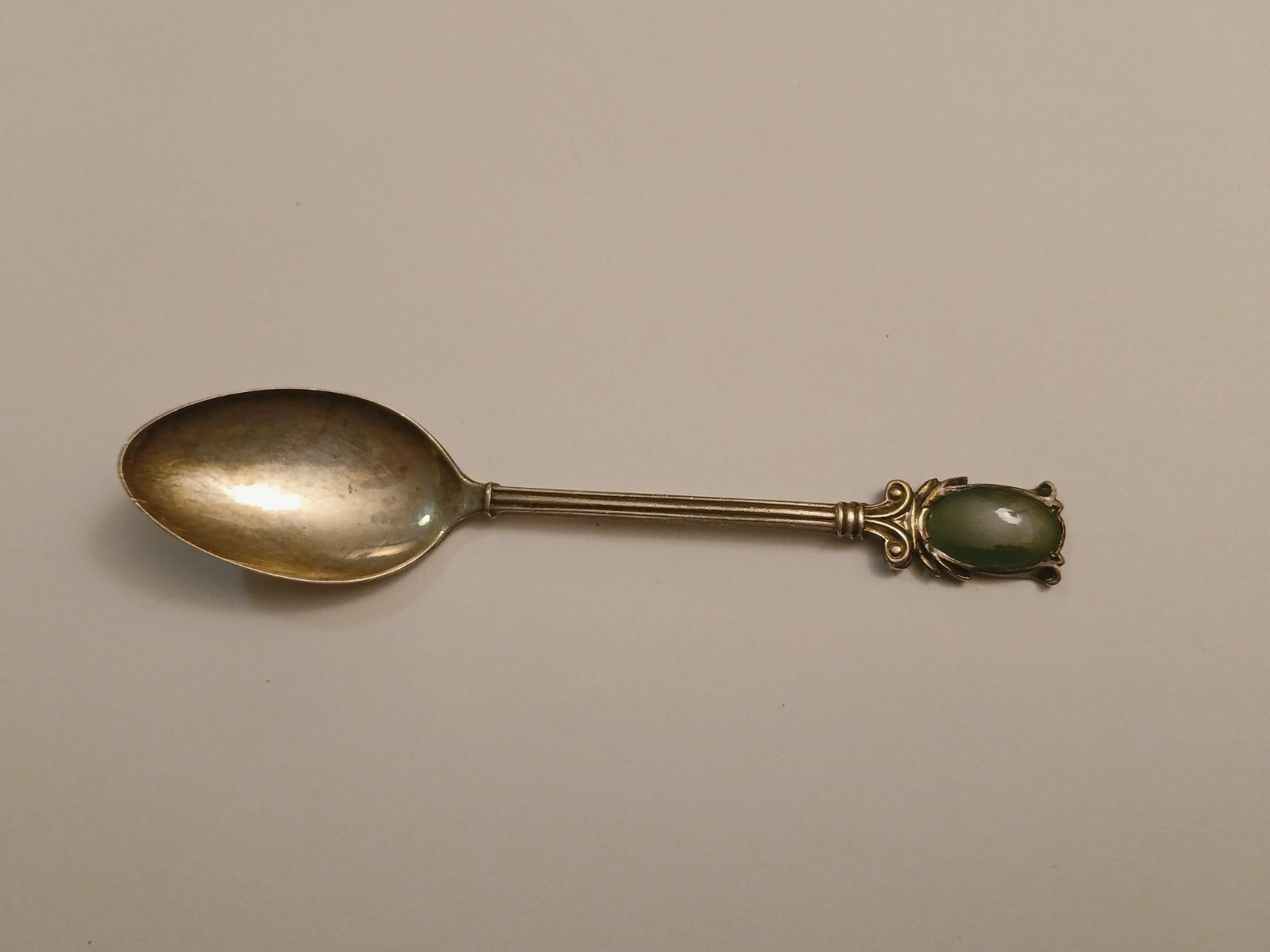 ANTIQUE BRITISH VICTORIAN STERLING SILVER TEA SPOON