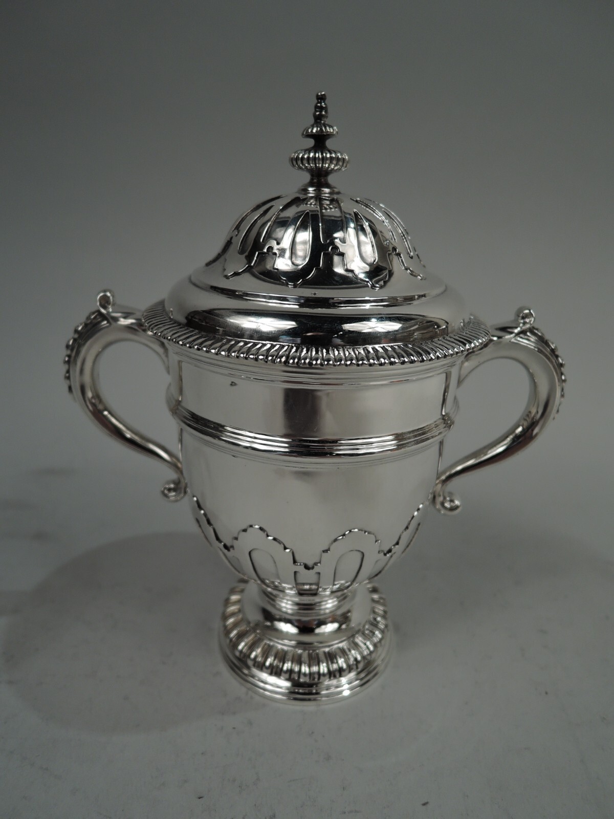 George V Trophy Cup Antique Classical Covered Urn English Britannia 958 Silver