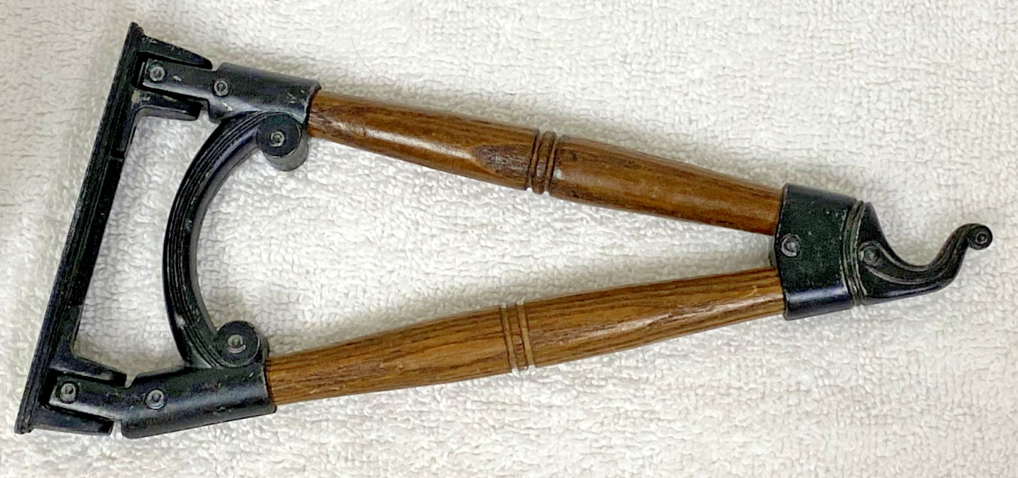 Vintage Rustic Nautical Look Oak Black Metal Swing Arm Swivel Wall Hook 7 1/4″