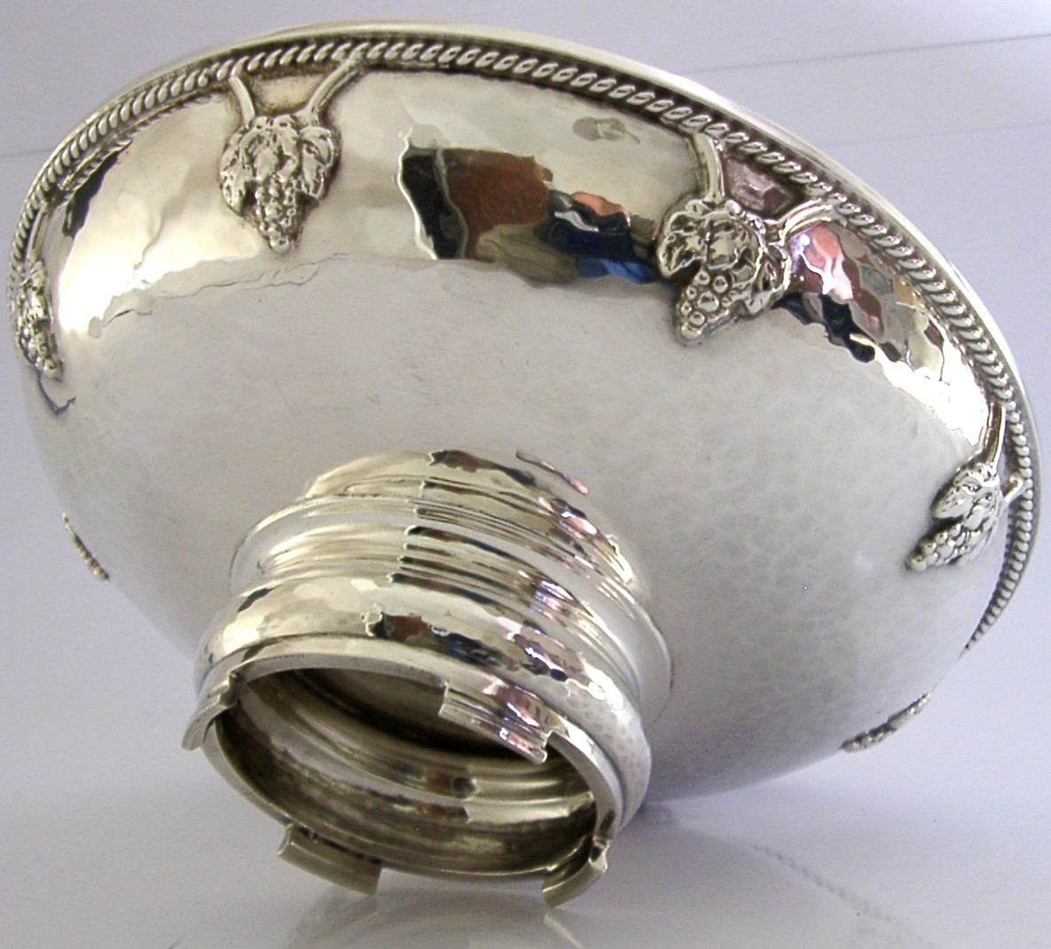 RARE A E JONES 230g STERLING SILVER GRAPE BOWL TAZZA ENGLISH ARTS & CRAFTS