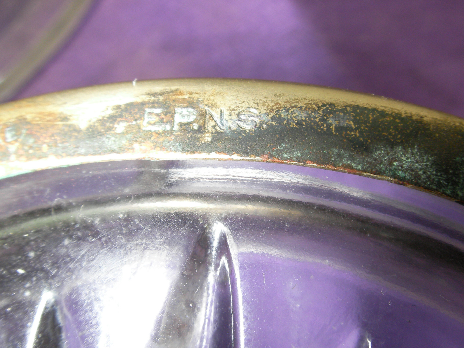 EPNS P&B Unique Vintage Silverplated Footed Powder Makeup Cut frosted Glass Dish