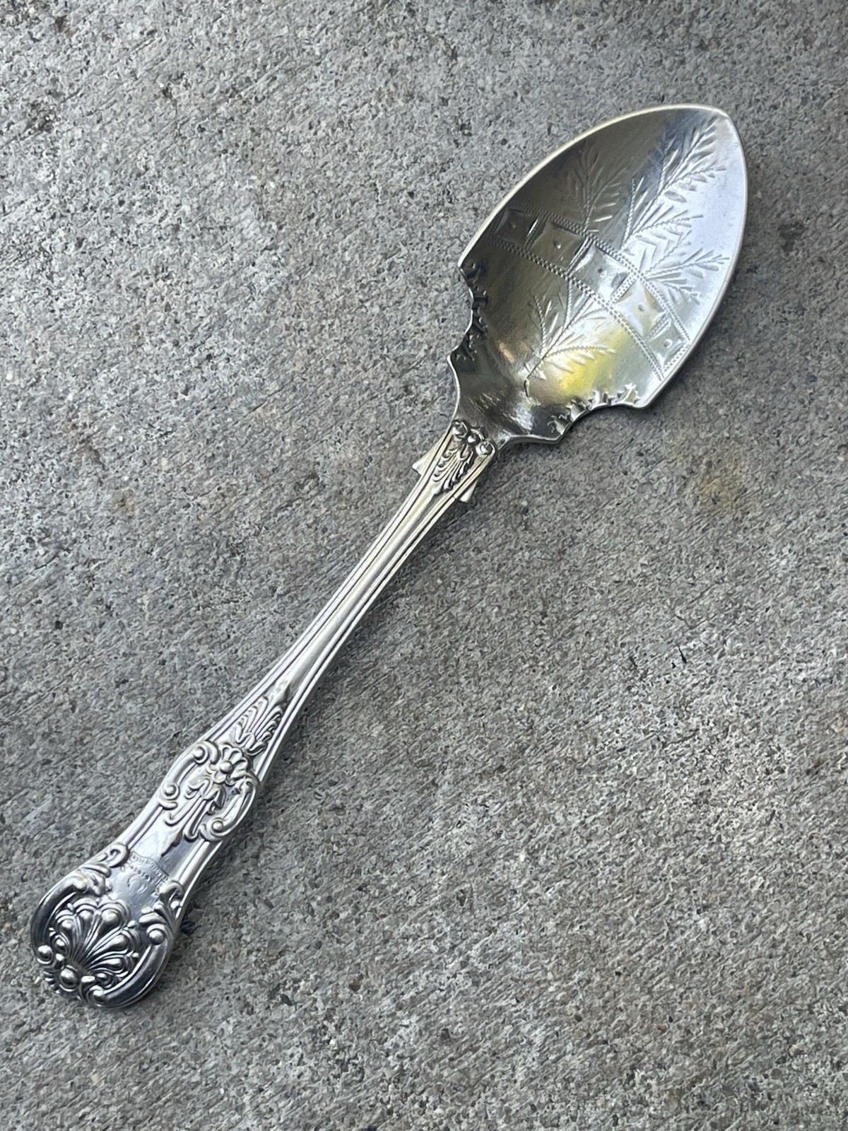 VICTORIAN Silver JAM Spoon Scottish BURNSIDE / Whitelaw clan crest NICE