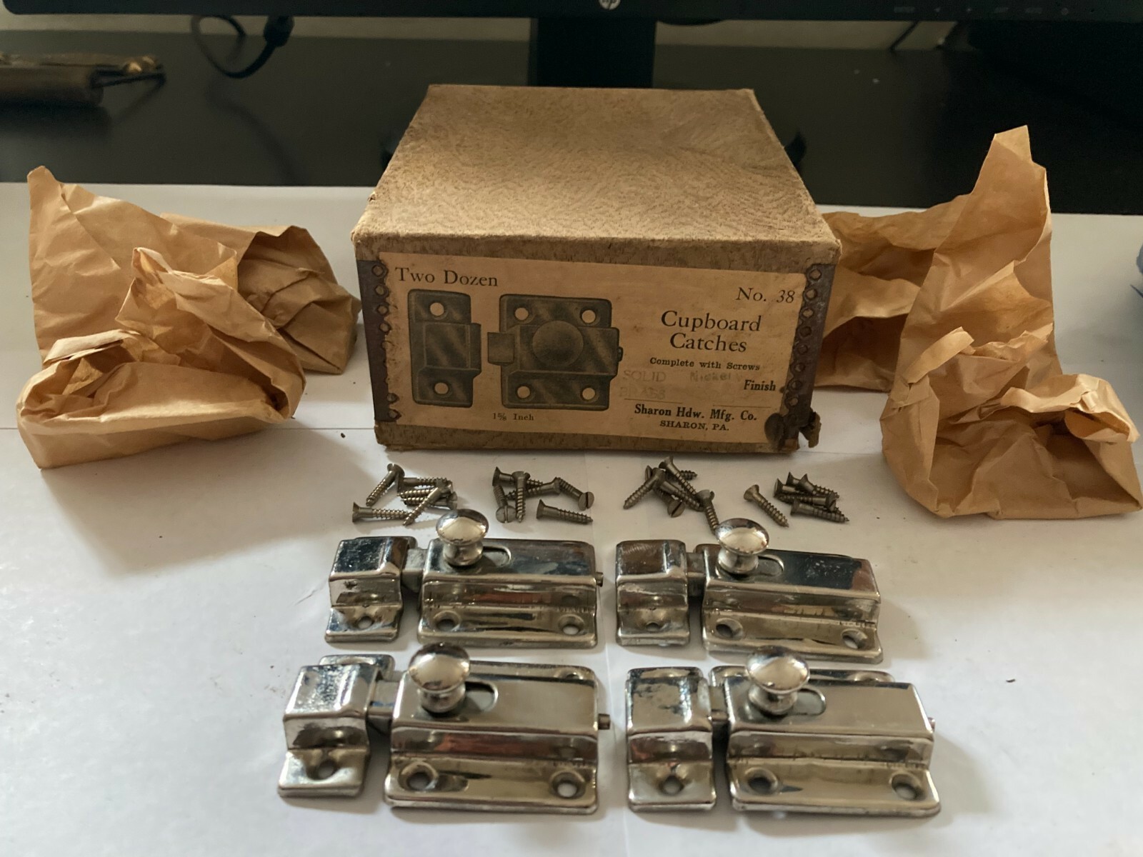 4 NOS CHROME NICKEL PLATED BRASS ART DECO CABINET CUPBOARD HOOSIER LATCH LOCKS