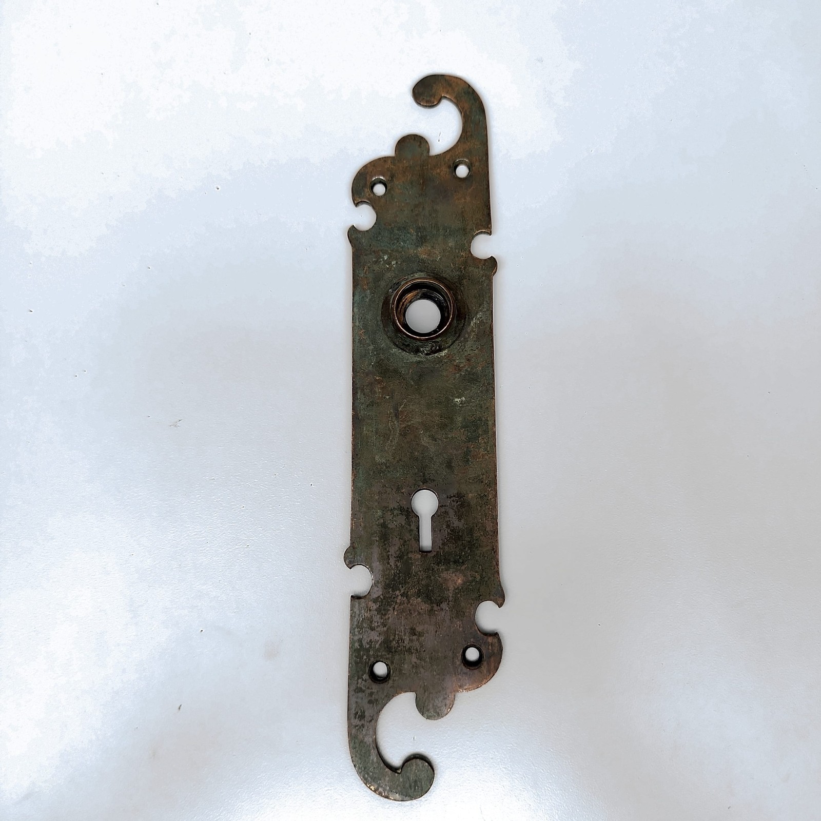 Antique Dartmouth Colonial Revival Iron Doorknob Escutcheon+Keyhole 10x2in
