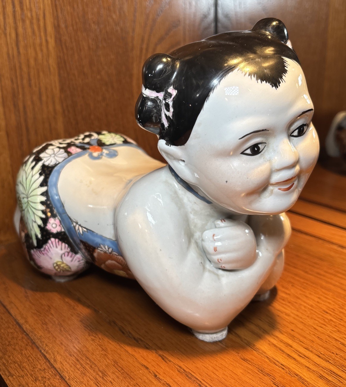 VTG Chinese Headrest Opium Pillow Porcelain Asian 9.5”L x 4.5”W x 6.75”T EUC