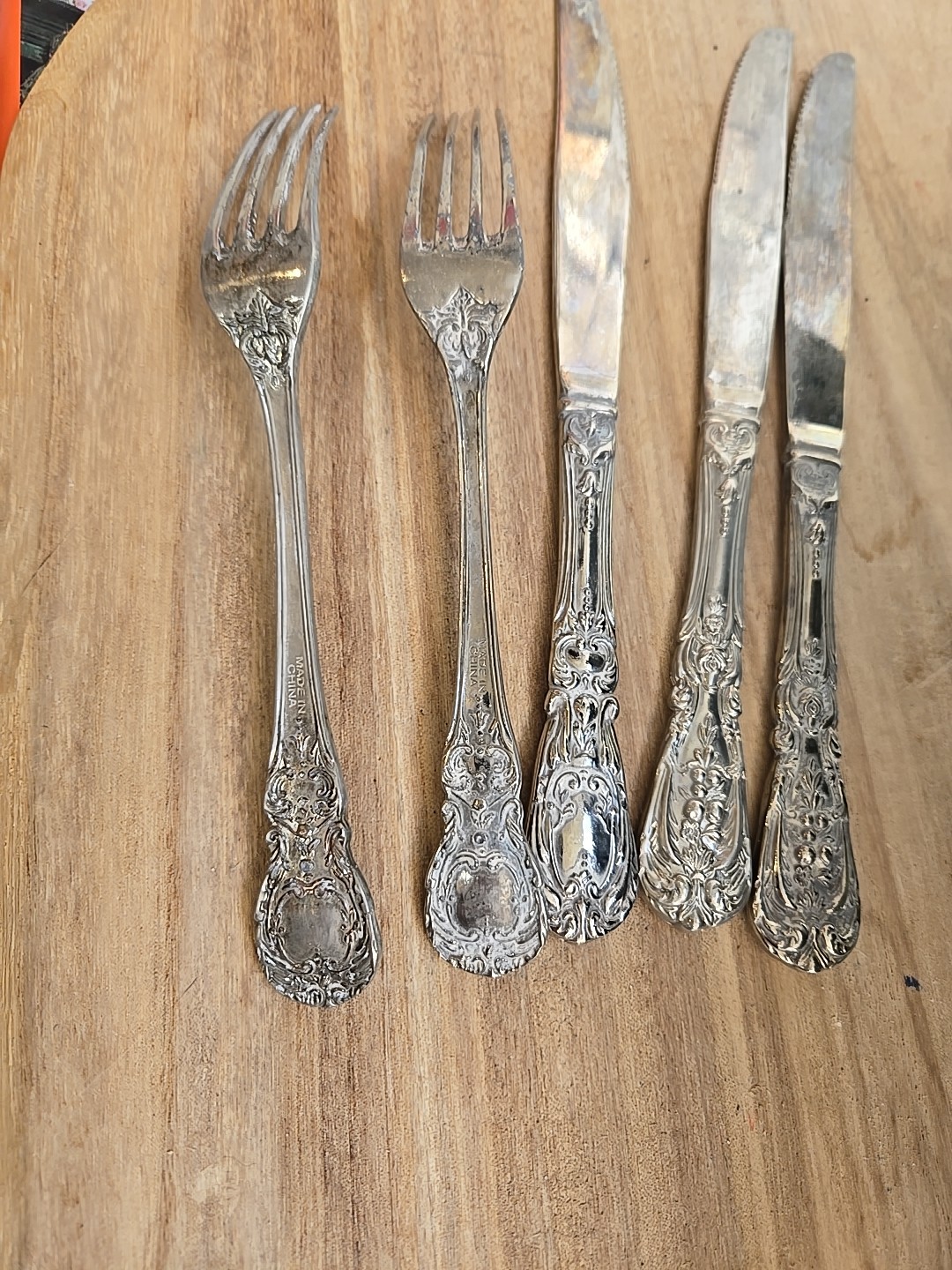 5 Pcs. Ornate Leaf Rose Silverplated Flatware Made in China 2 Forks 3 Knives