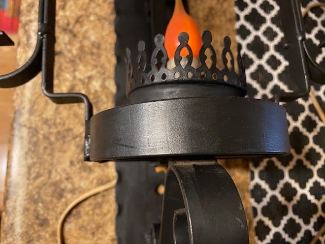 HUGE SPANISH REVIVAL IRON WALL LIGHT! 19 IN TALL! # 3