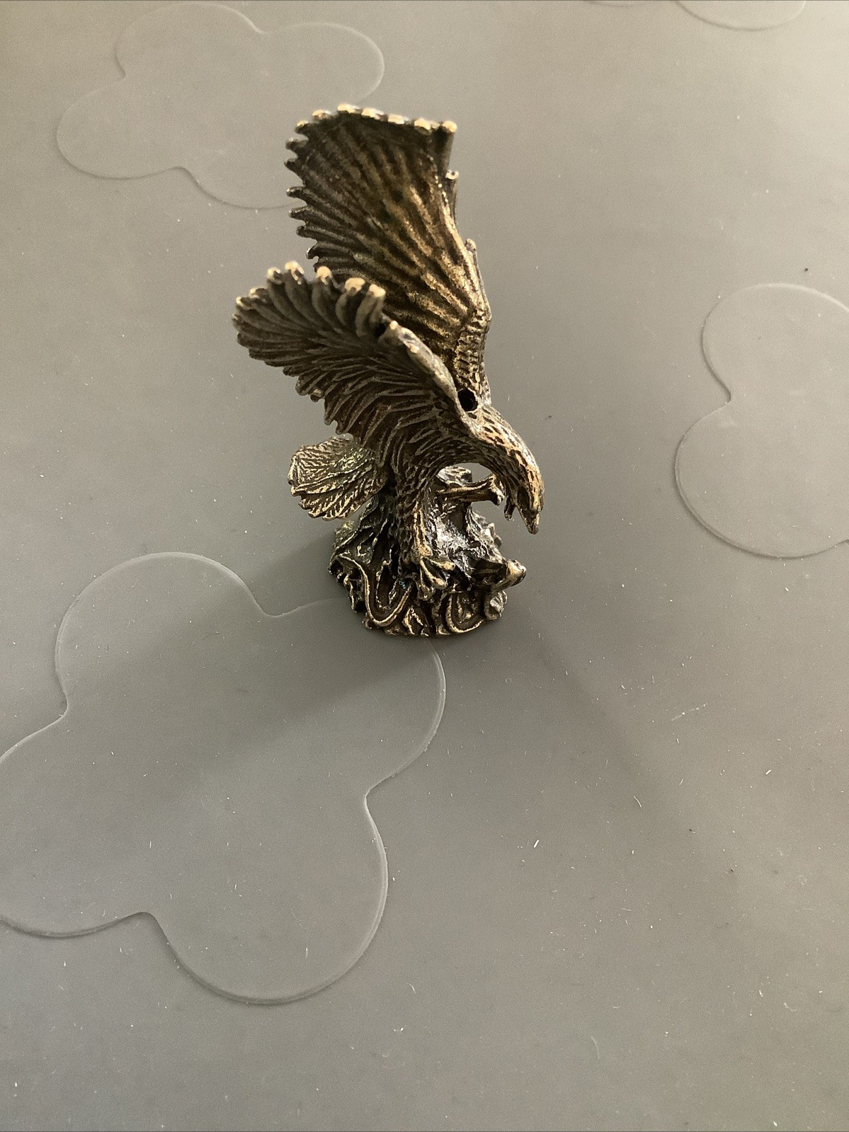 Rare Copper Chinese Solid Carved eagle Exquisite Statue Figure home decoration