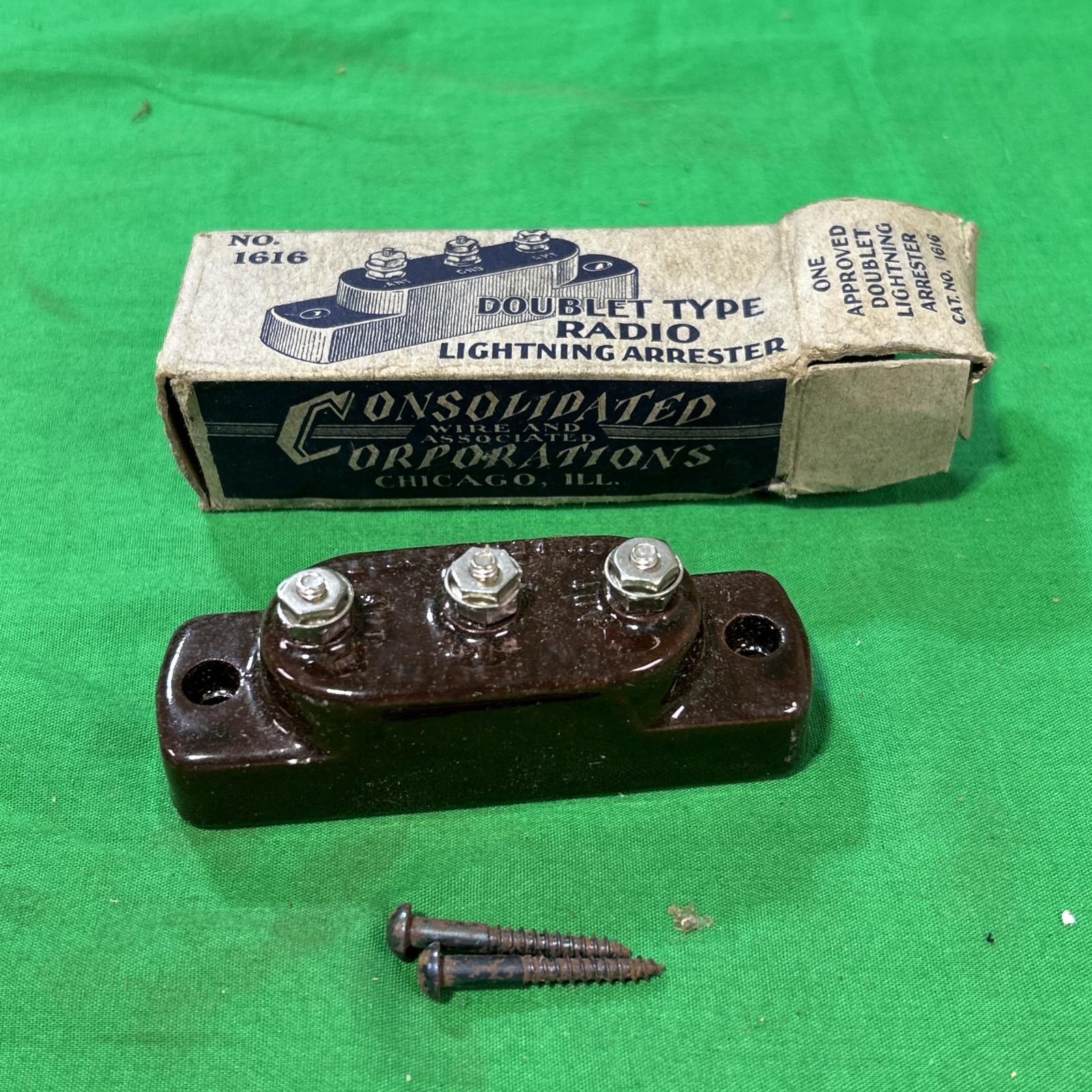 NOS Consolidated Wire Corp. 1616 Doublet Lightning Arrester, Original Box Unused