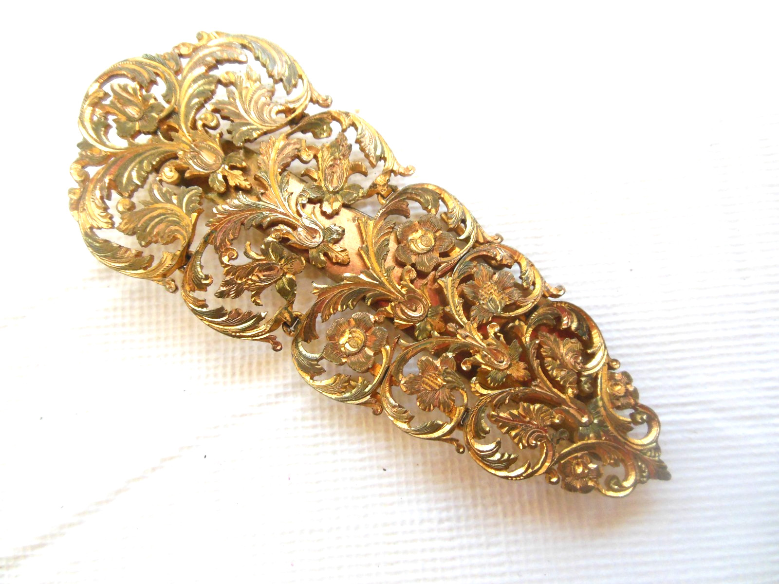 Antique Beautiful Gold Articulated Chatelaine Hook in Leaves & Florals