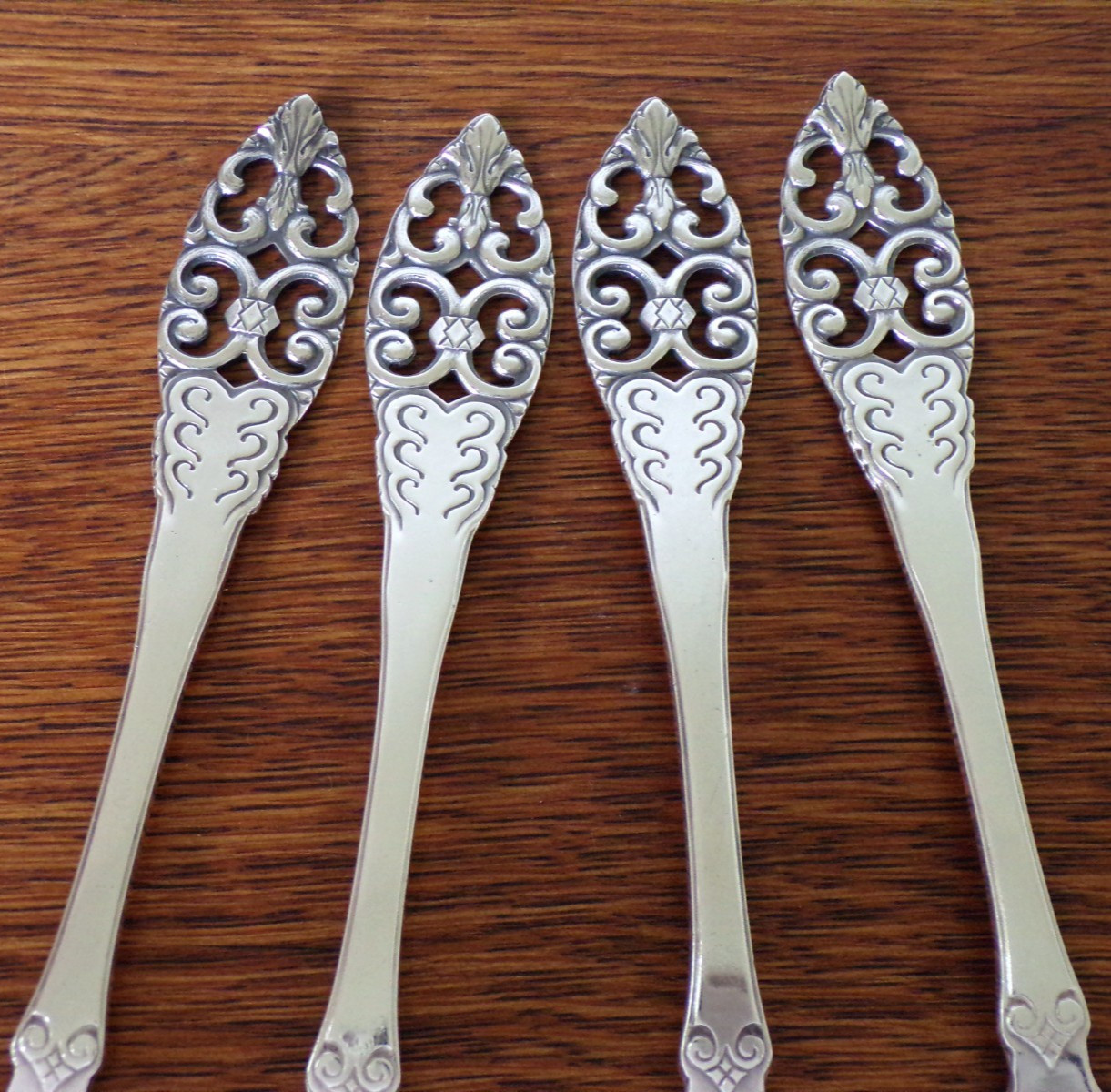 NORWAY Norwegian 4 Flatware (2) FORKS, (2) SERVING Soup Spoons Silverplate 40