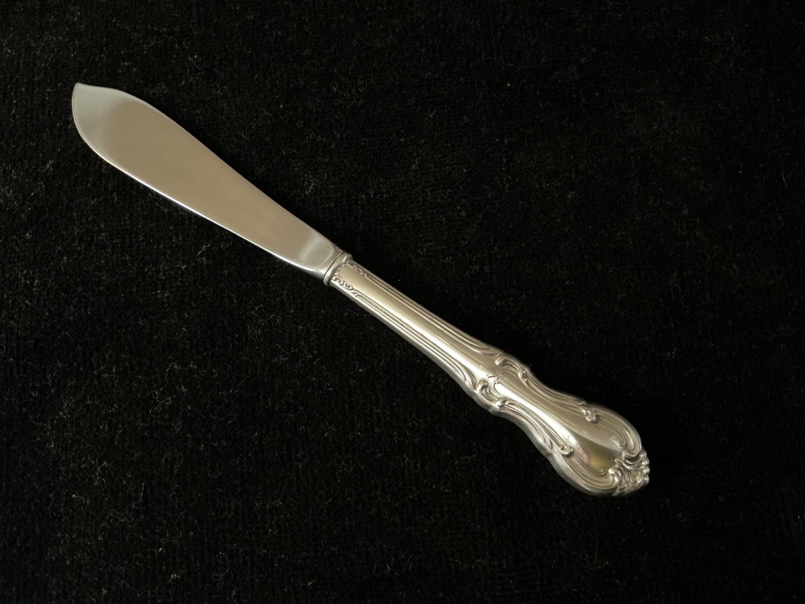 International JOAN OF ARC master butter knife