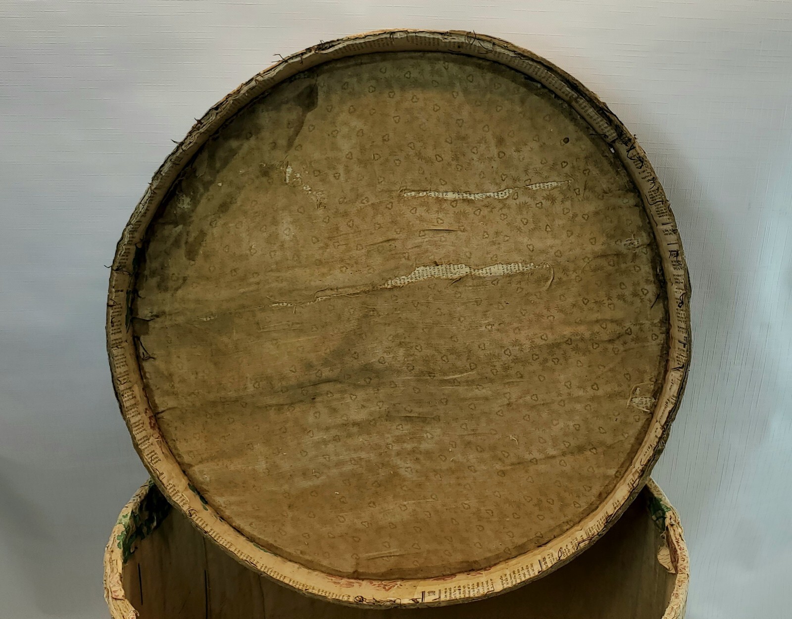 large HAT BOX primitive Early antique wallpaper