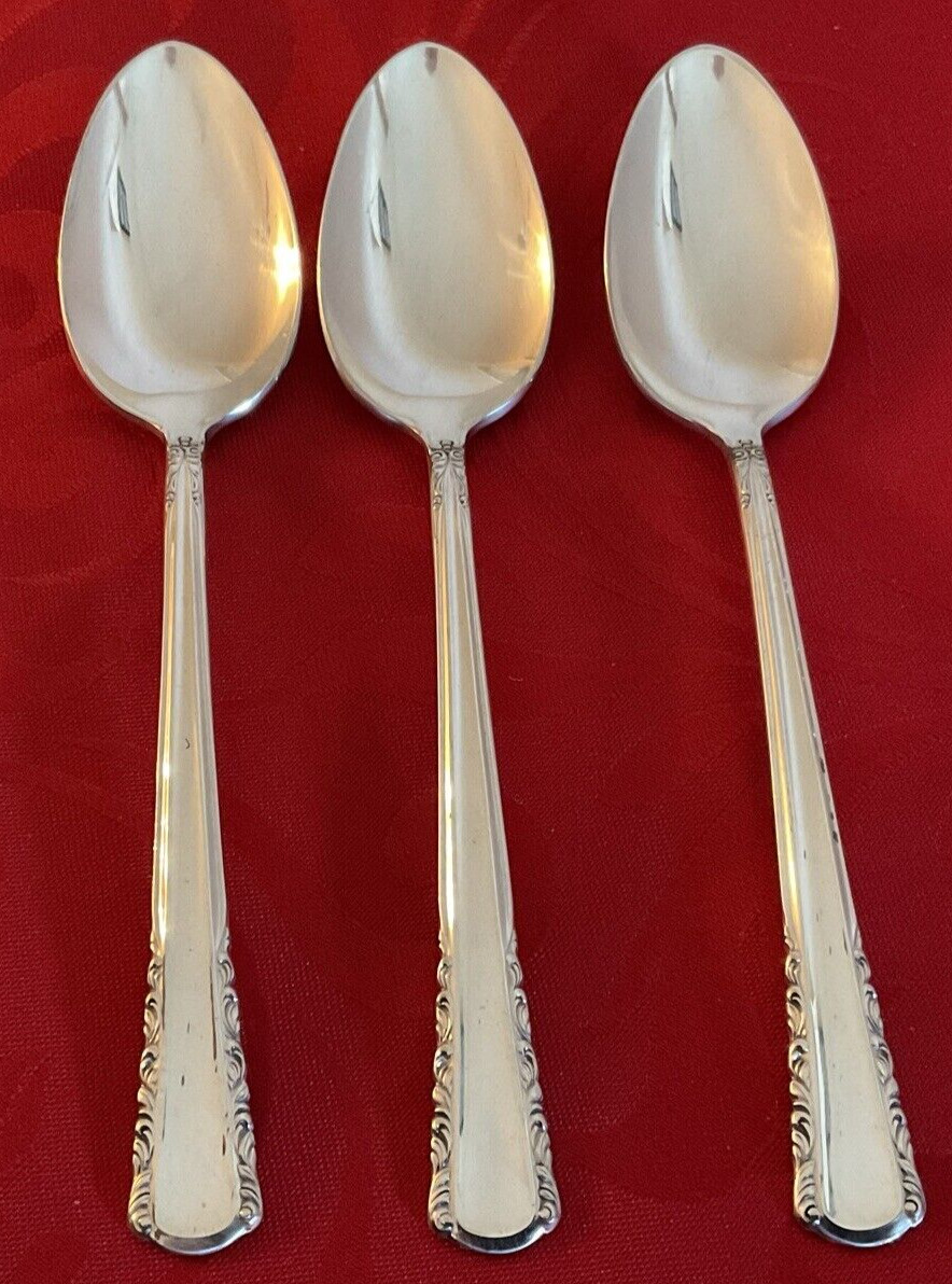 Holmes & Edwards silverplate May Queen lot of 3 teaspoons 61/4″ NM polished