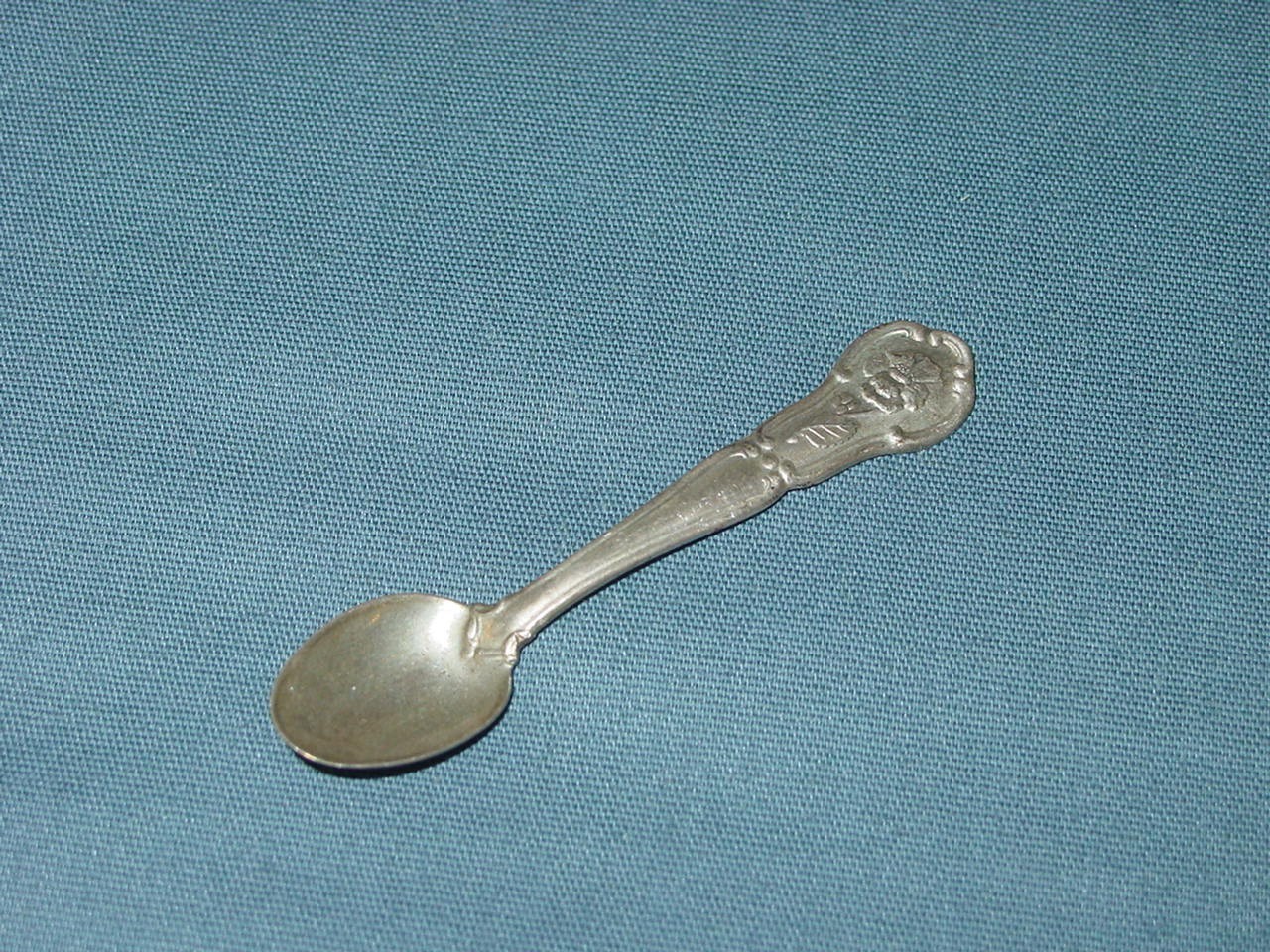 Franklin Mint Sterling Silver State Flower Salt Spoon – Alabama