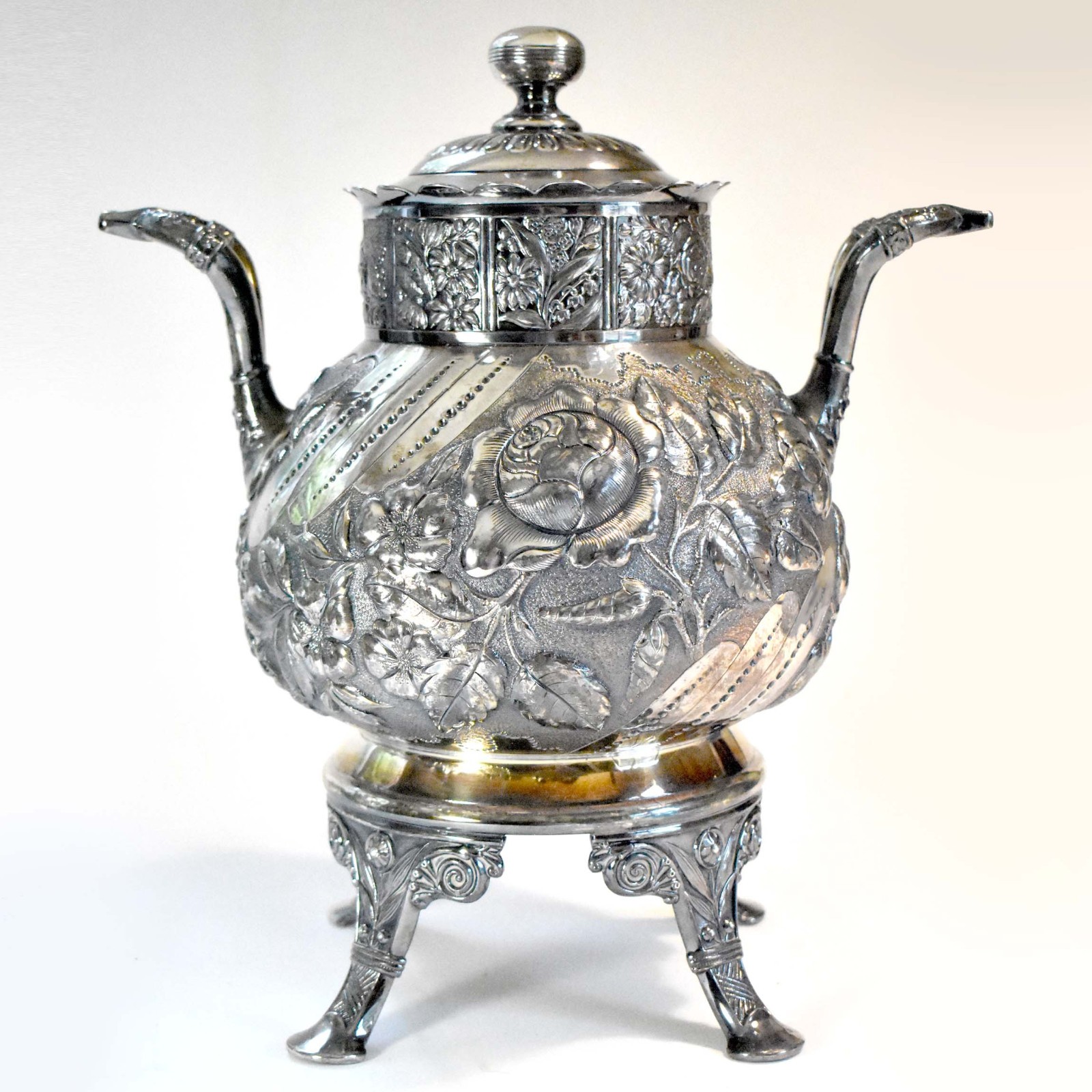 Magnificent 1890 Urn – Pairpoint Quadruple Silverplate -Floral Repoussé – 1 gal.