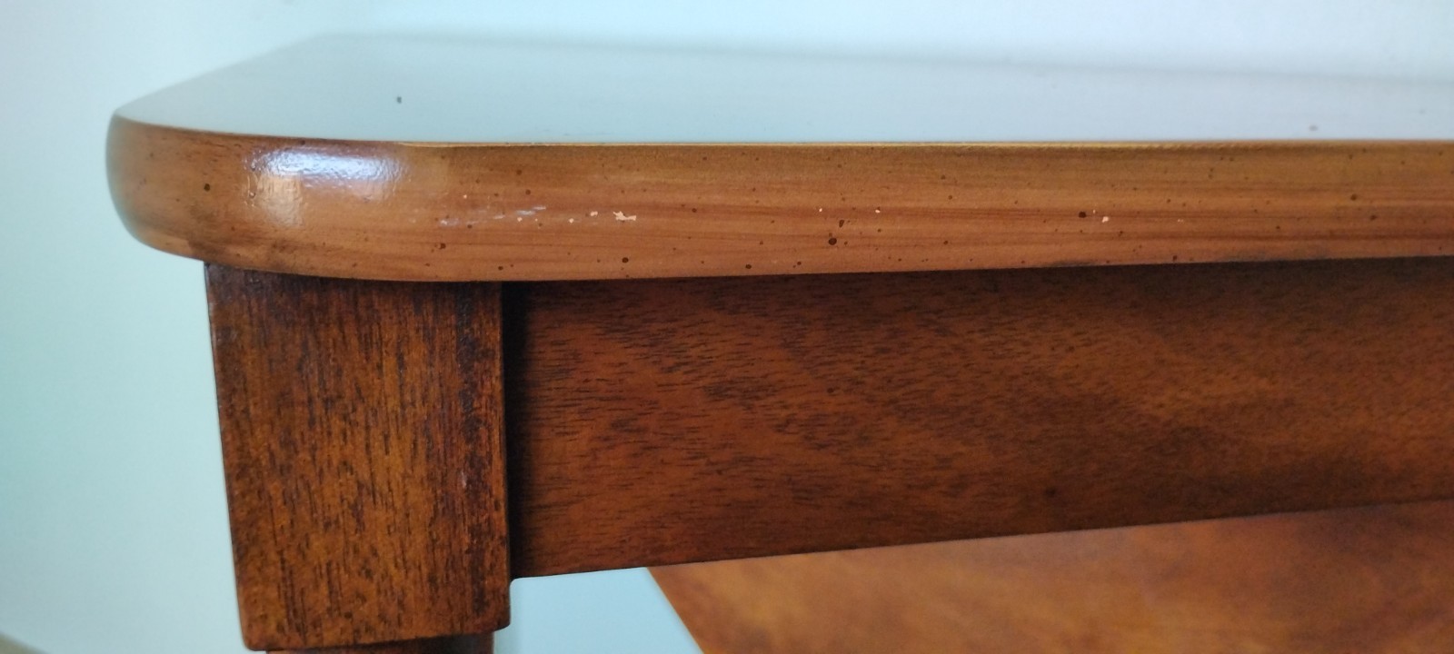 1971 Thomasville Triangular Gateleg Drop Leaf Occassional Side End Table Unique