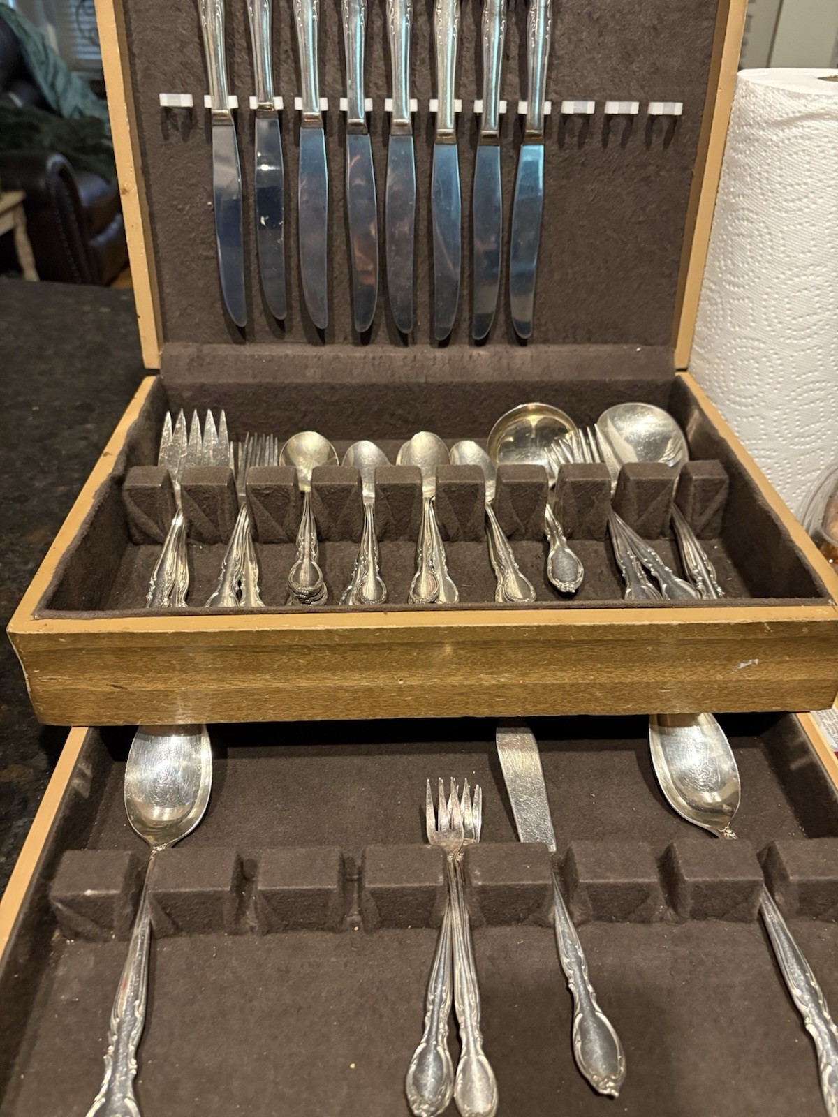 WM. ROGERS IS 1959 ‘MOONLIGHT’ 45 PIECE FLATWARE SET