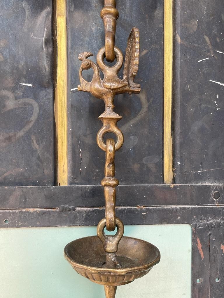 OLD ANTIQUE RARE HANDMADE WORSHIP RITUAL ROOF HANGING HEAVY BRASS CHAIN