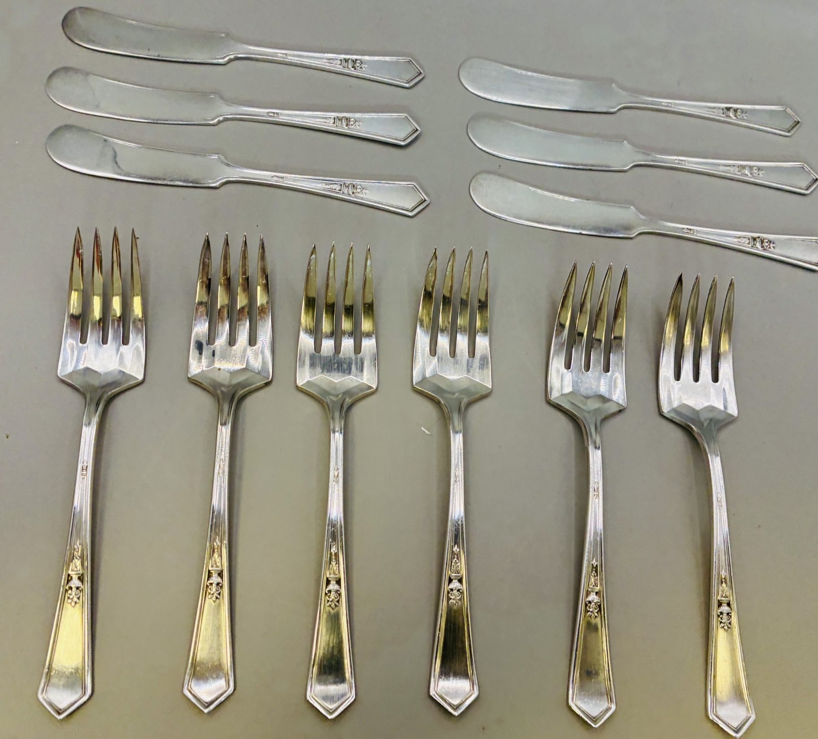 Rogers Art Deco 6 Salad Forks 6 Individual Butter Knives – La Touraine