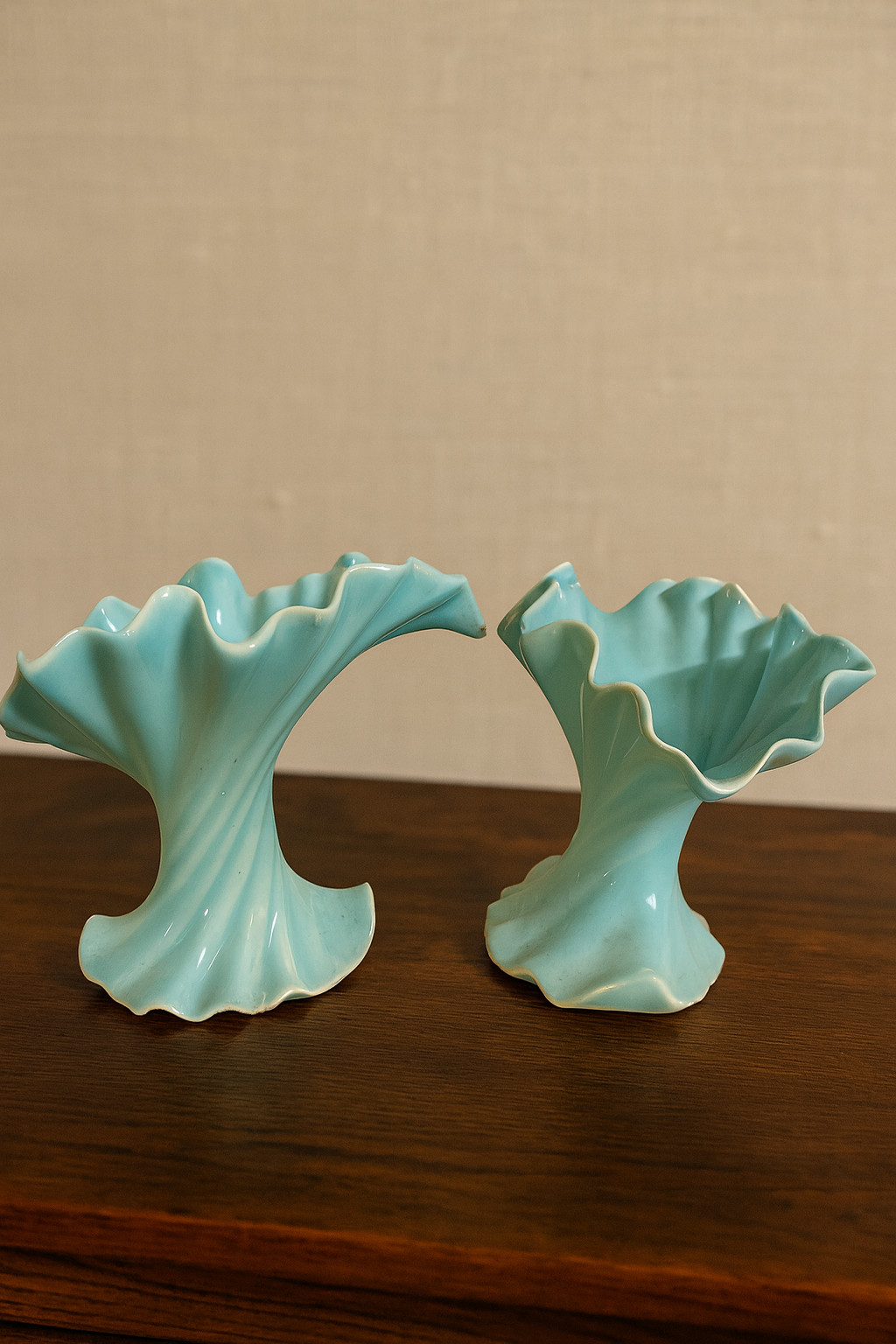 Vintage Haeger Aqua Art Pottery Console Vases – Mid-Cent Ruffle Pair (40s–50s