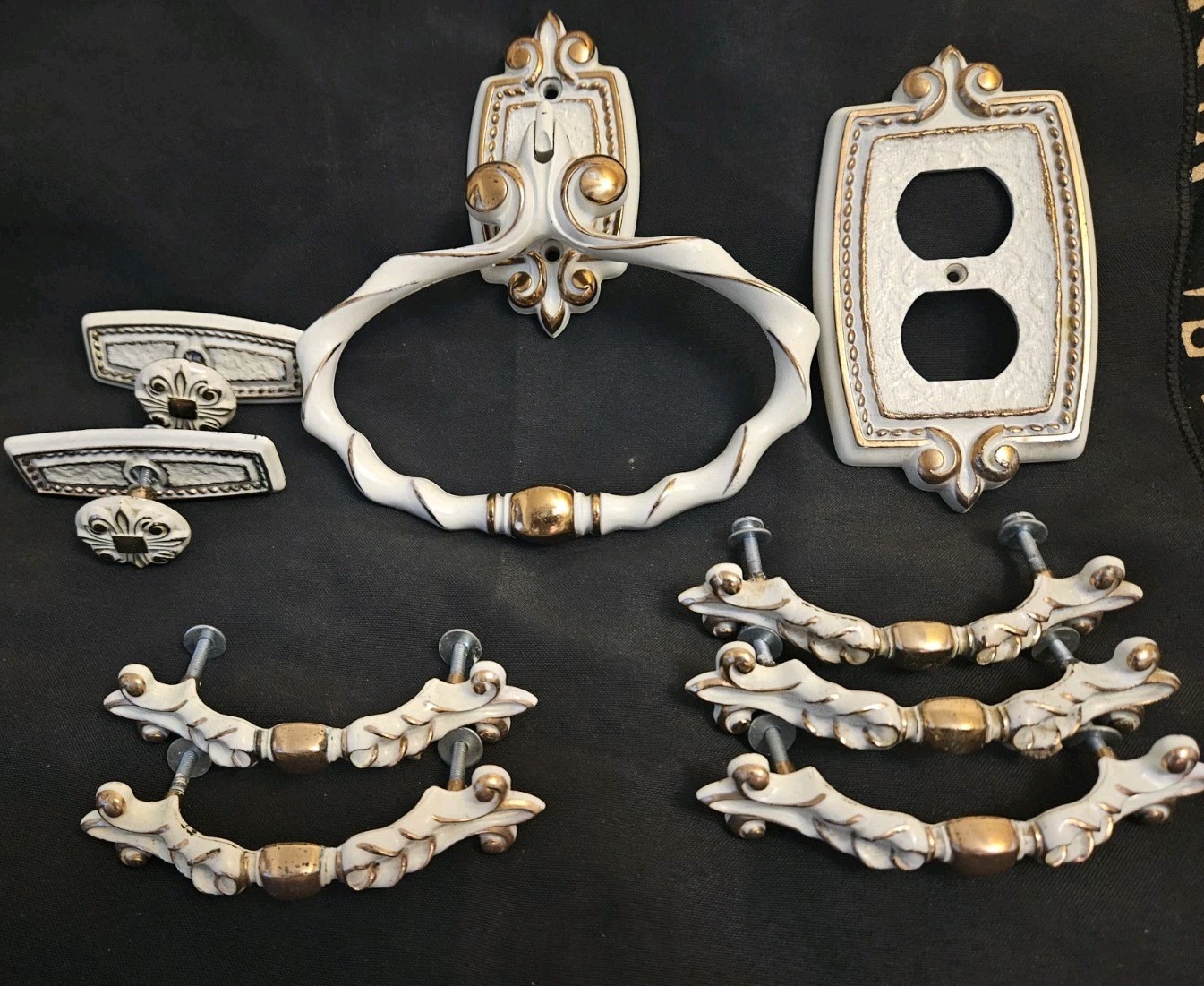 Vintage Hollywood Regency White & Gold Drawer Pulls Set– French Provincial Glam
