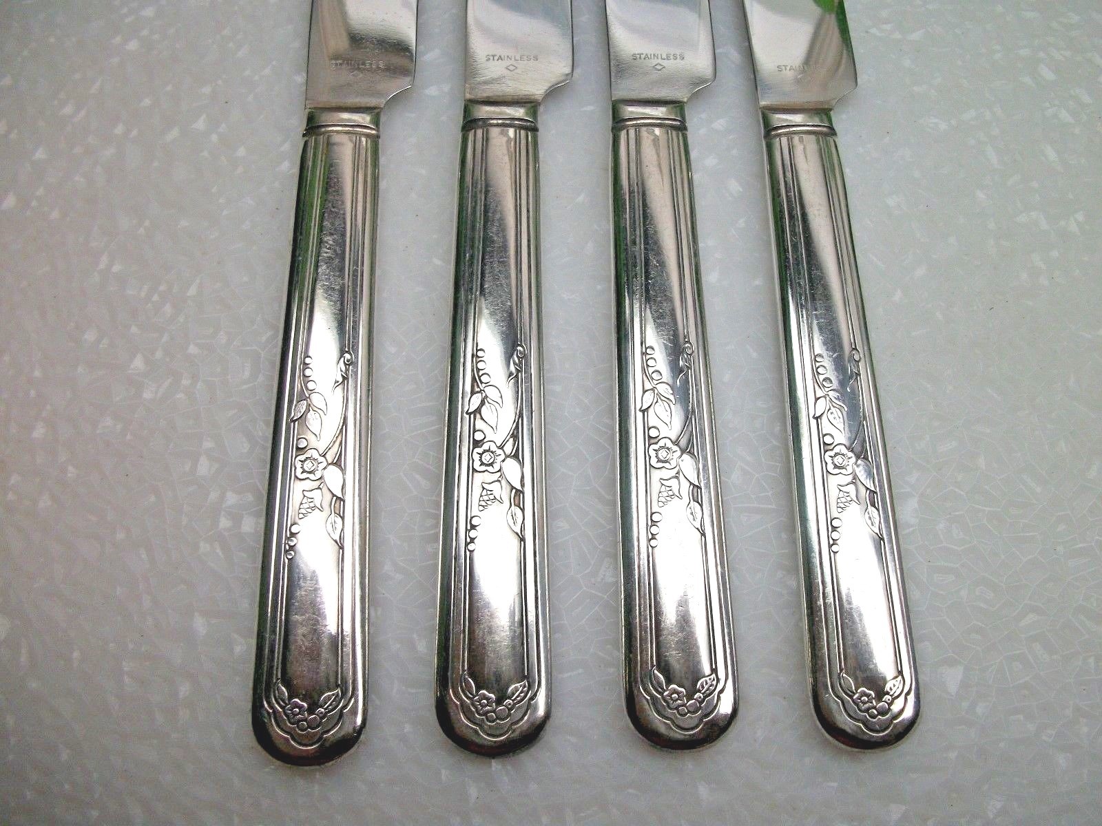 4 Oneida Silver Community Par Plate CAMILLE Silverplate Dinner Knives 1937