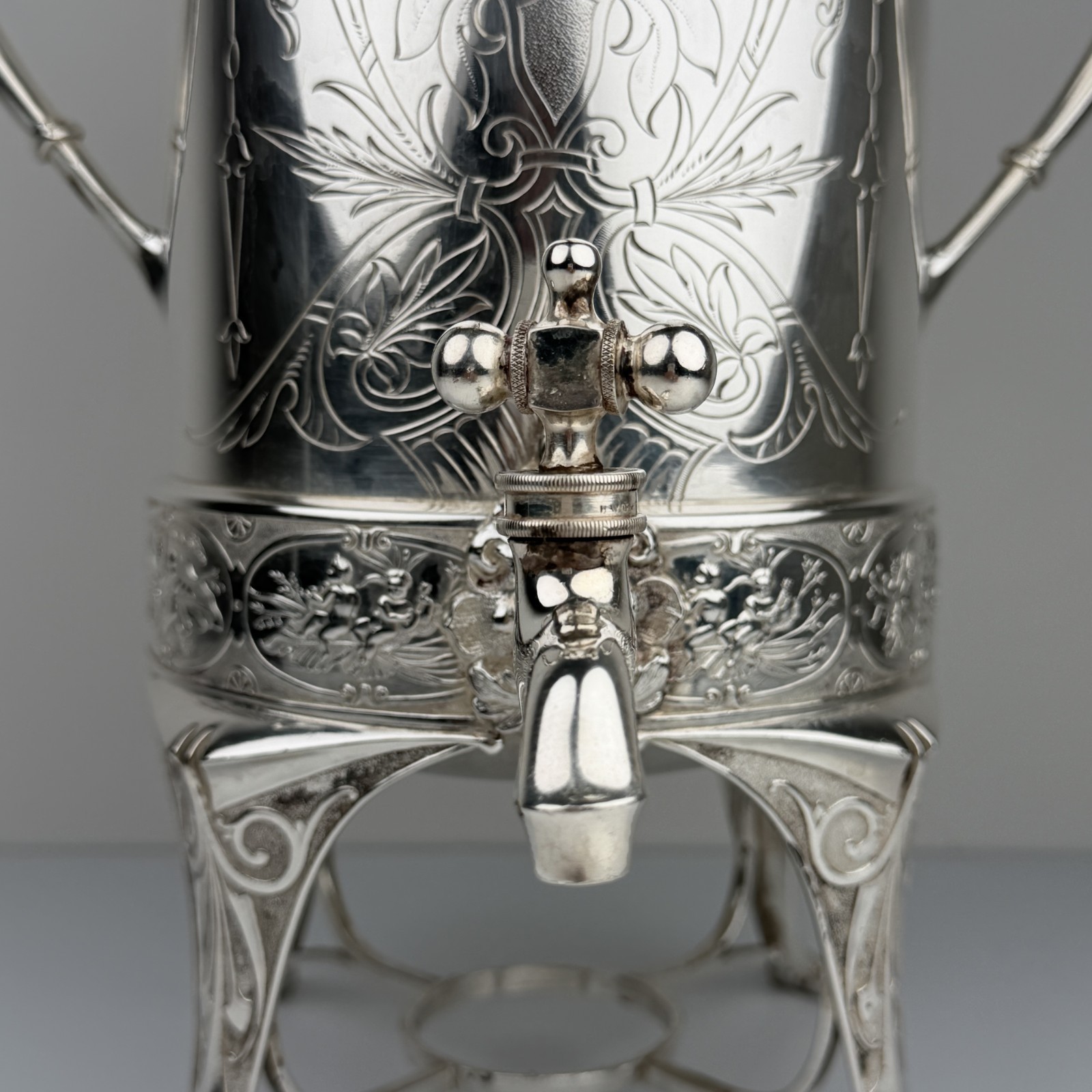 Victorian Middletown Plate Co Quadruple Silverplate Ice Water Urn Spigot 15″