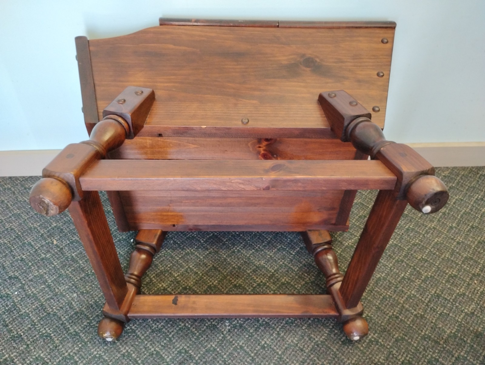 Colonial Dough Box End Table 30x22x20 Ethan Allen Old Tavern Style Antique Pine