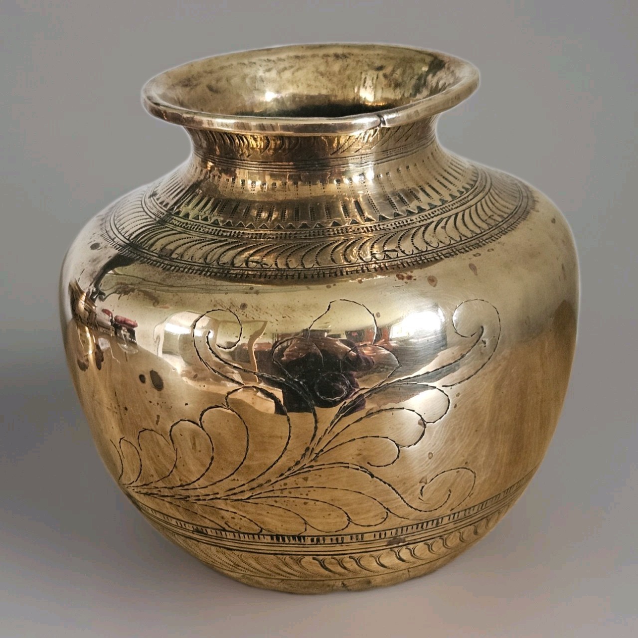 Vintage Brass Vase Pot Hand Engraved Floral Design Indian Brass 1930’s #2307